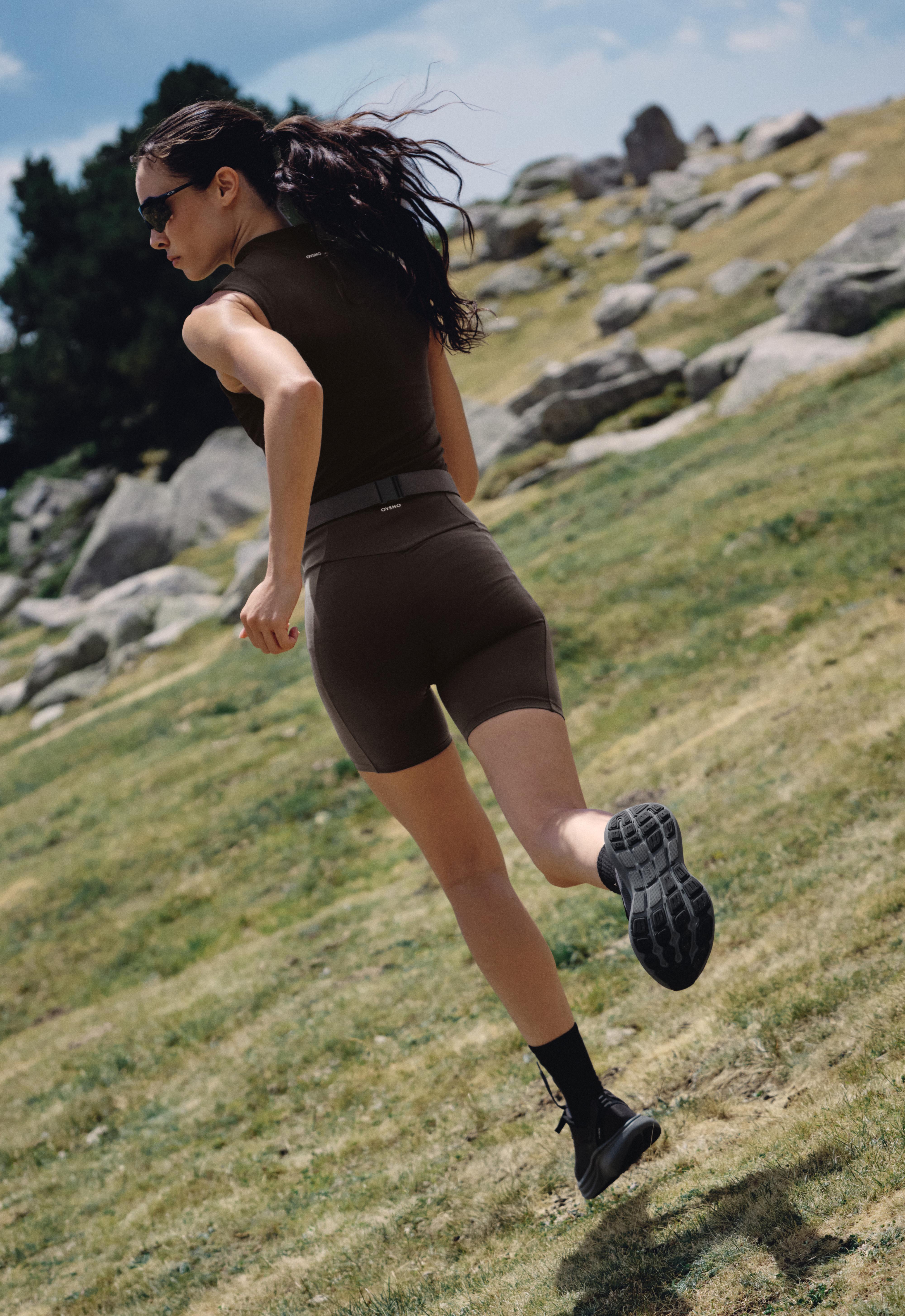 Compressive 20cm high-waisted cycle leggings with pockets — BROWN