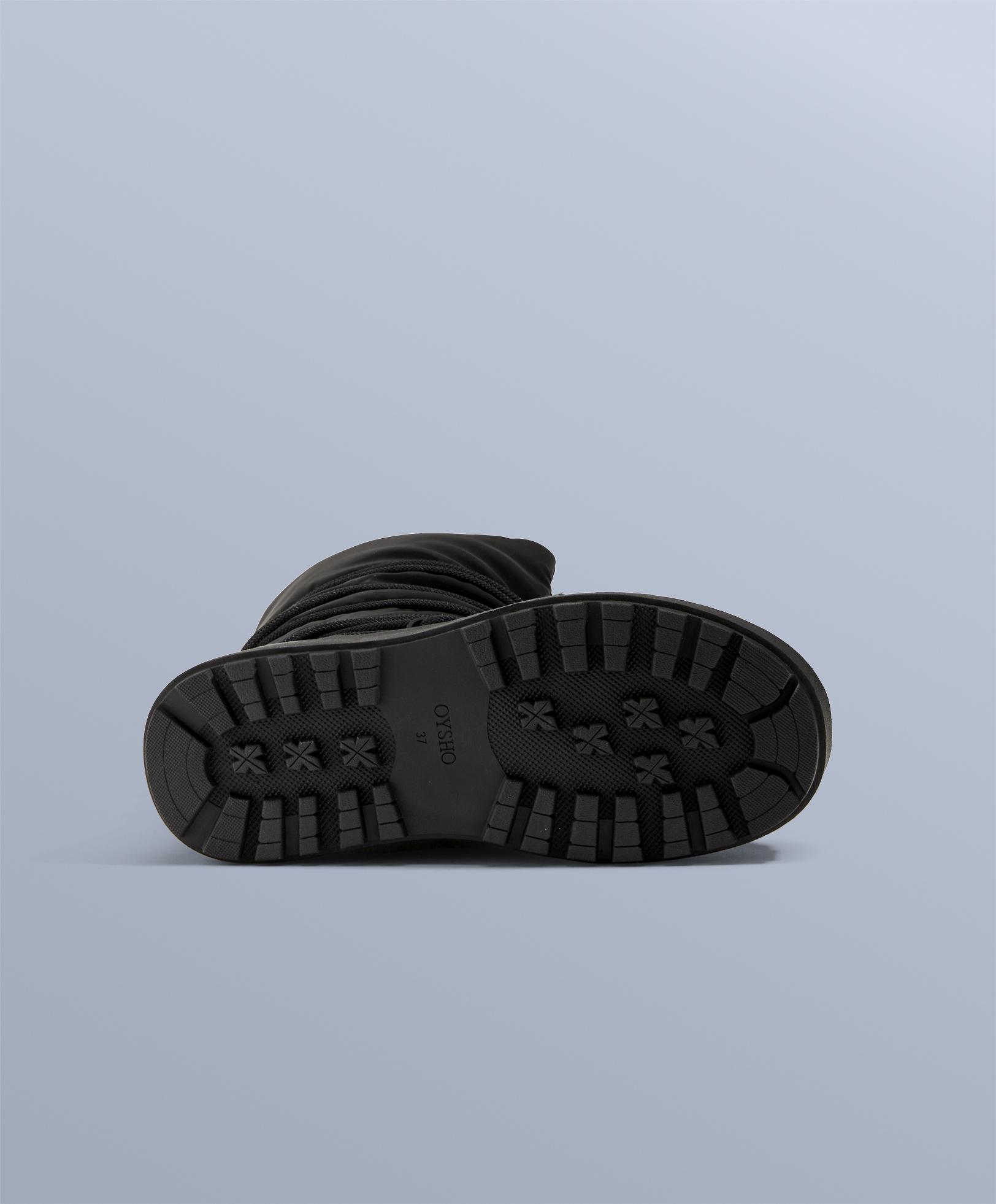 Laced nylon après-ski boots — BLACK