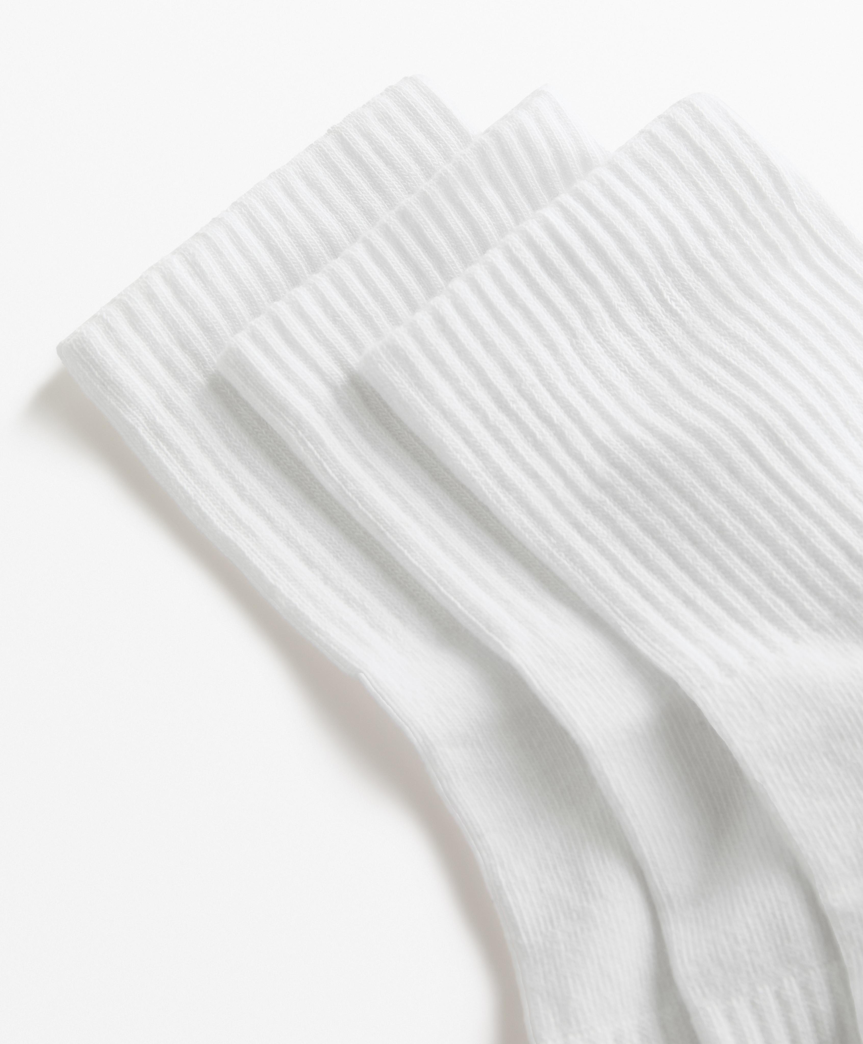 3 pairs of cotton blend quarter sports socks