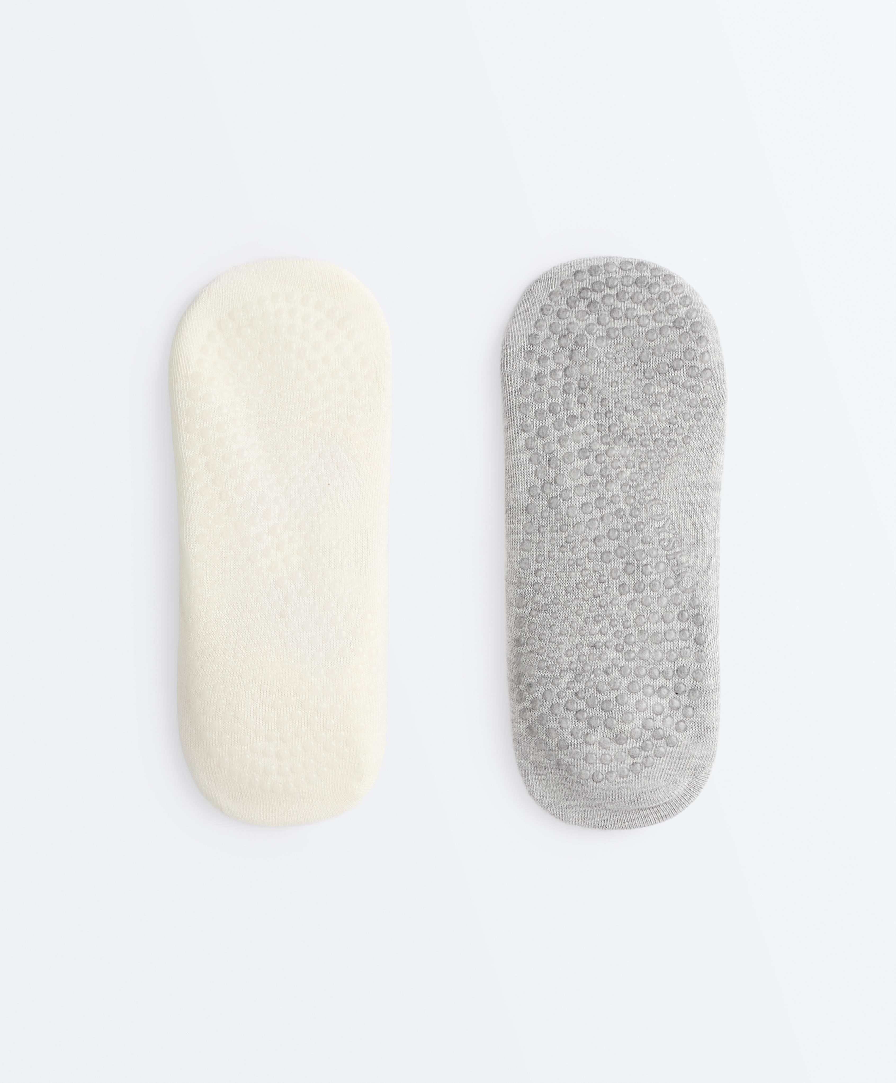 2 pairs of cotton blend yoga and Pilates sneaker socks with crossover straps — VANILLA
