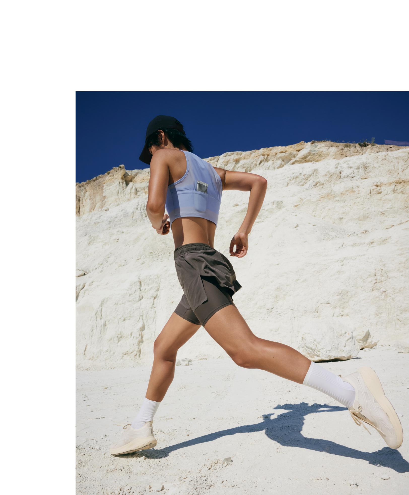 Technische 2-in-1 Mid-Rise Shorts