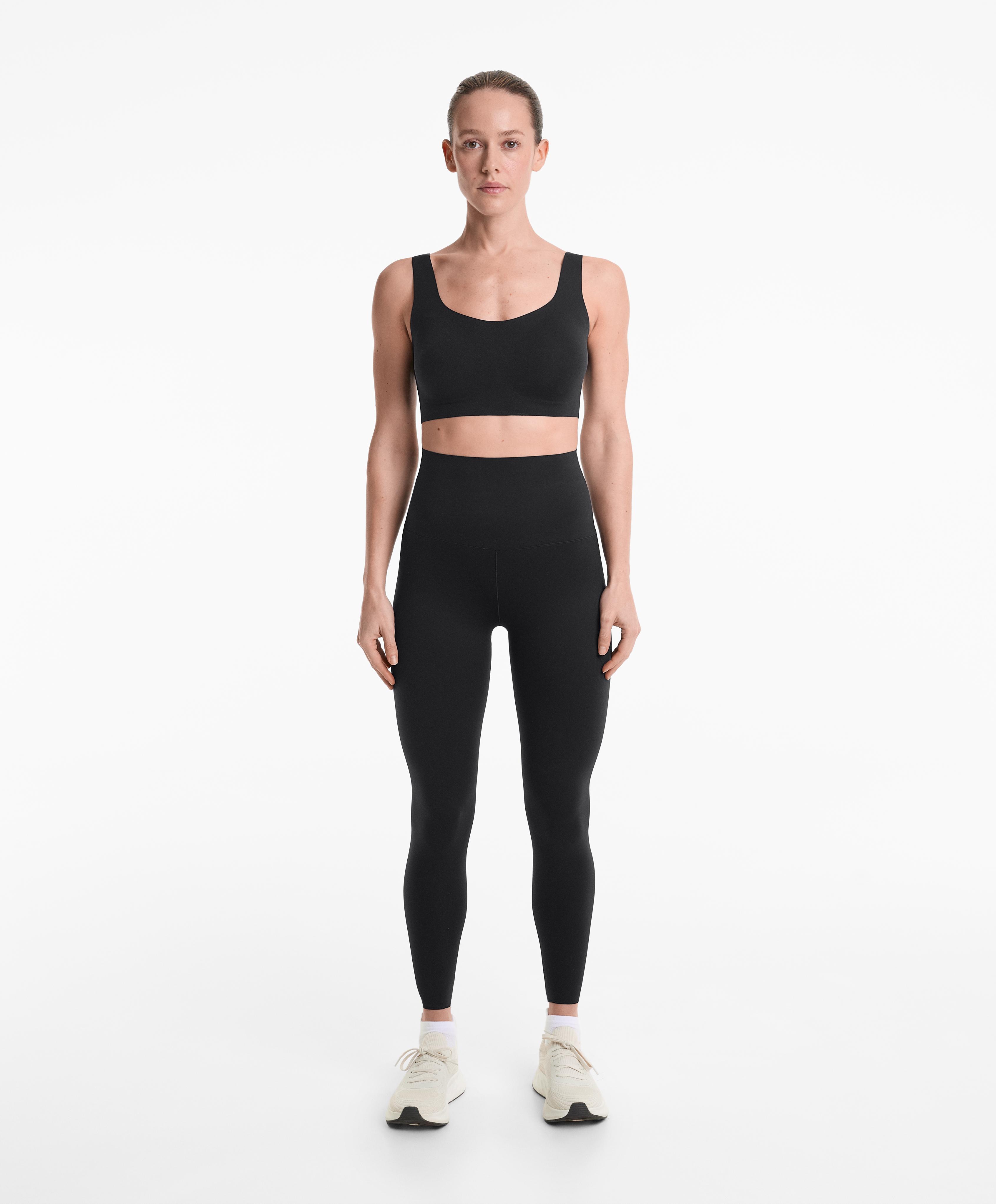 Black Perfect-adapt super-high-rise total look Black Perfect-adapt super-high-rise total look