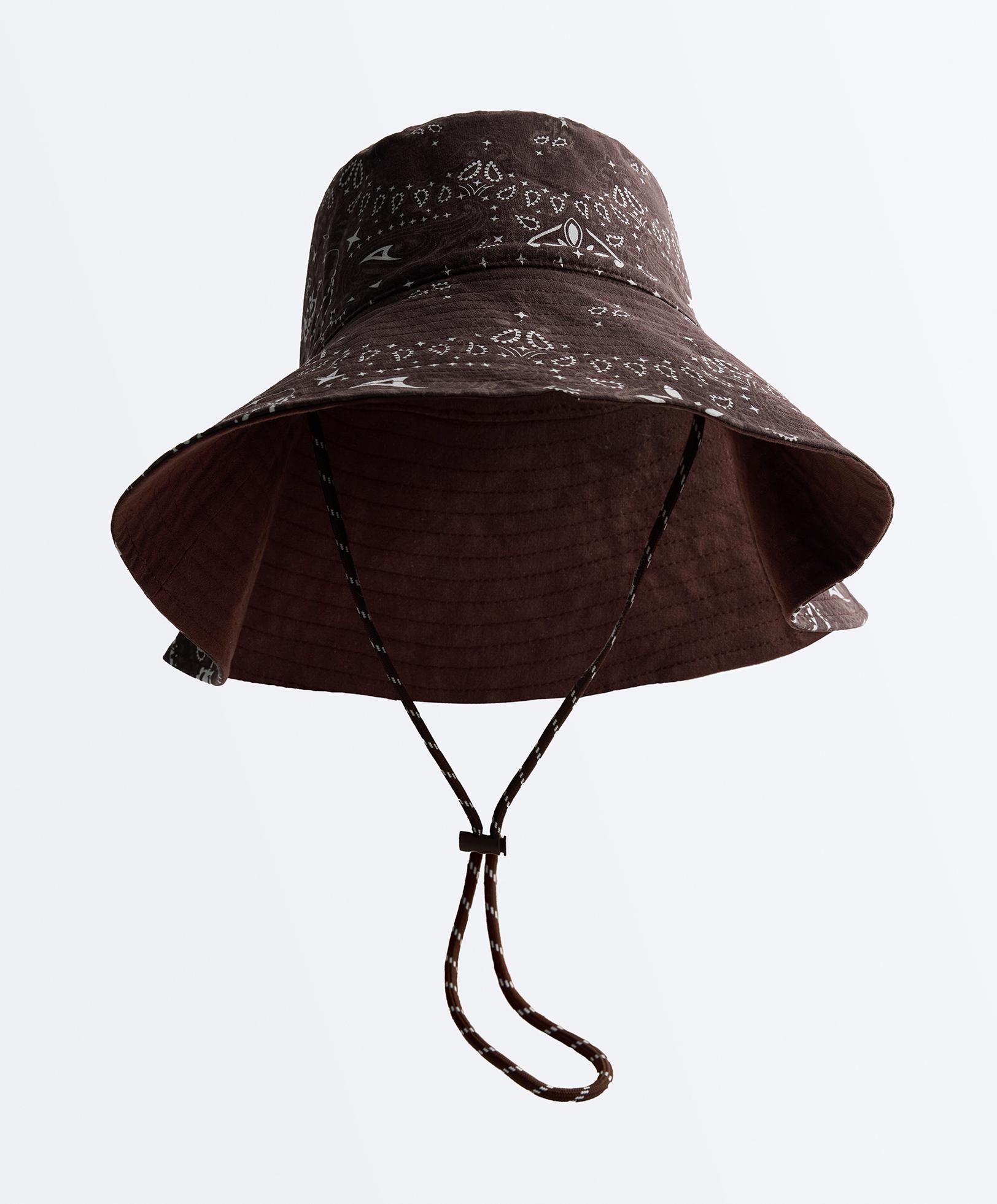 Reversible 100% cotton bandana bucket hat — BEIGE
