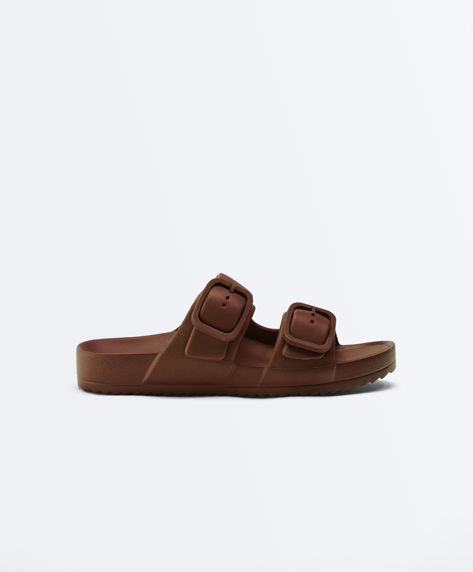 Beachwear buckle sandal Beachwear buckle sandal