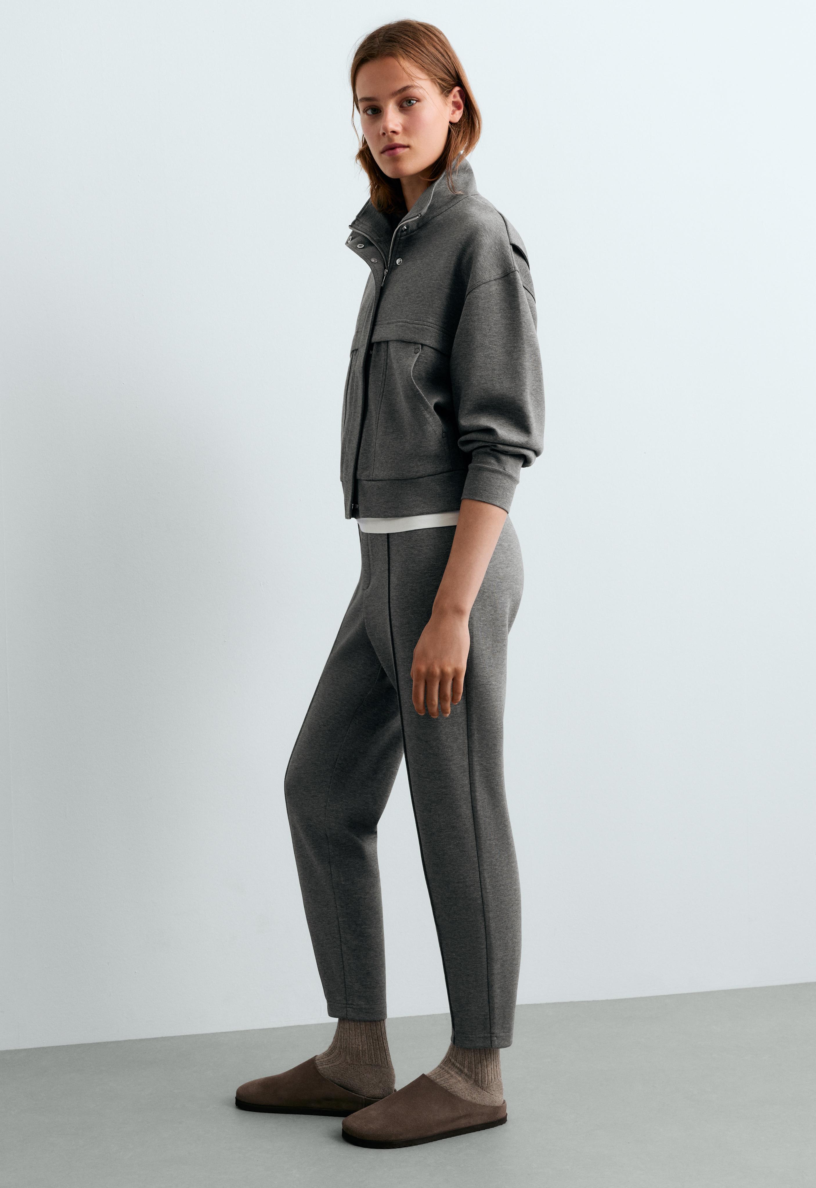 Grey cotton piqué total look with stitching detail stitching
