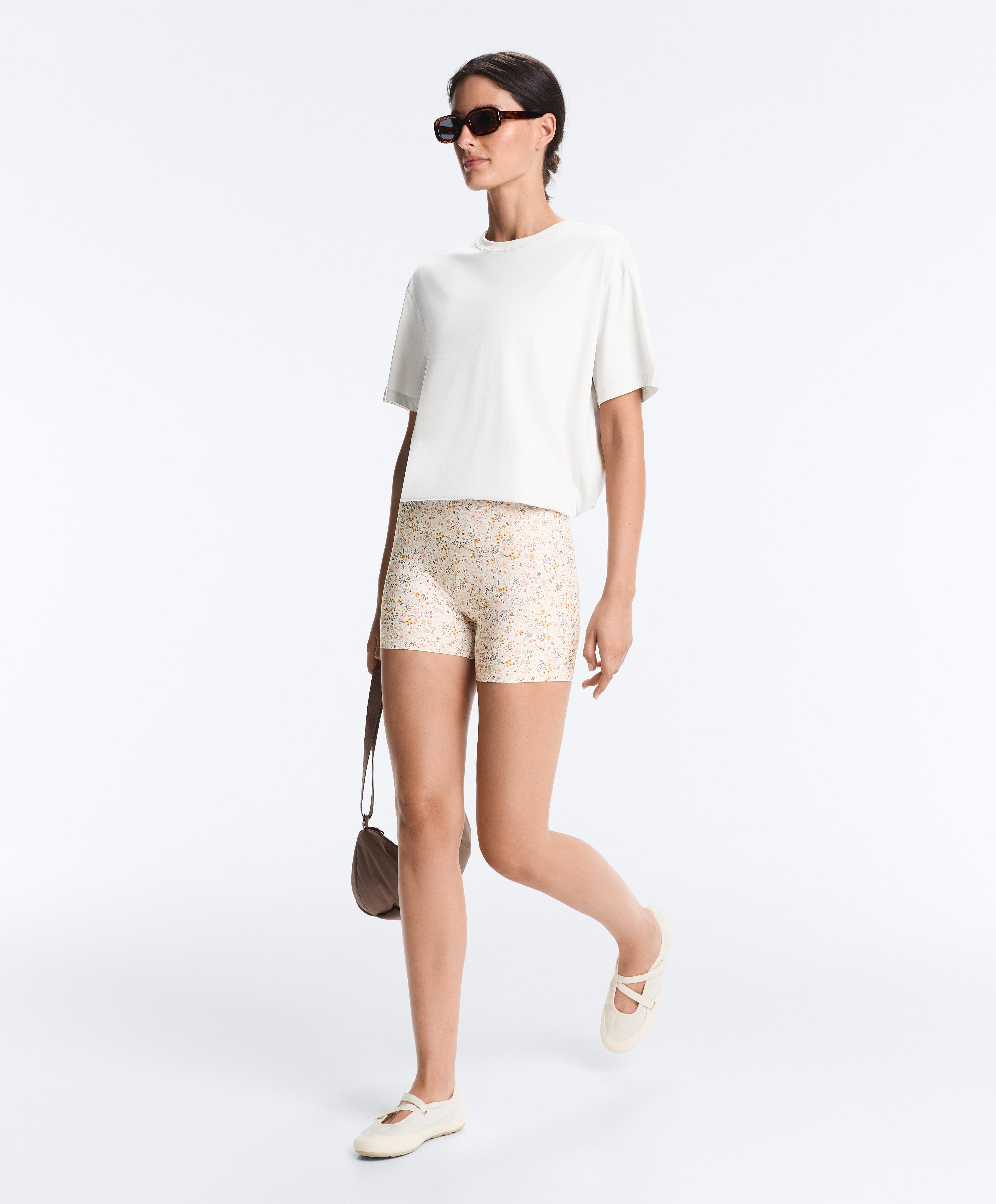 Comfortlux 10cm high-rise floral hot pants — PALE ECRU