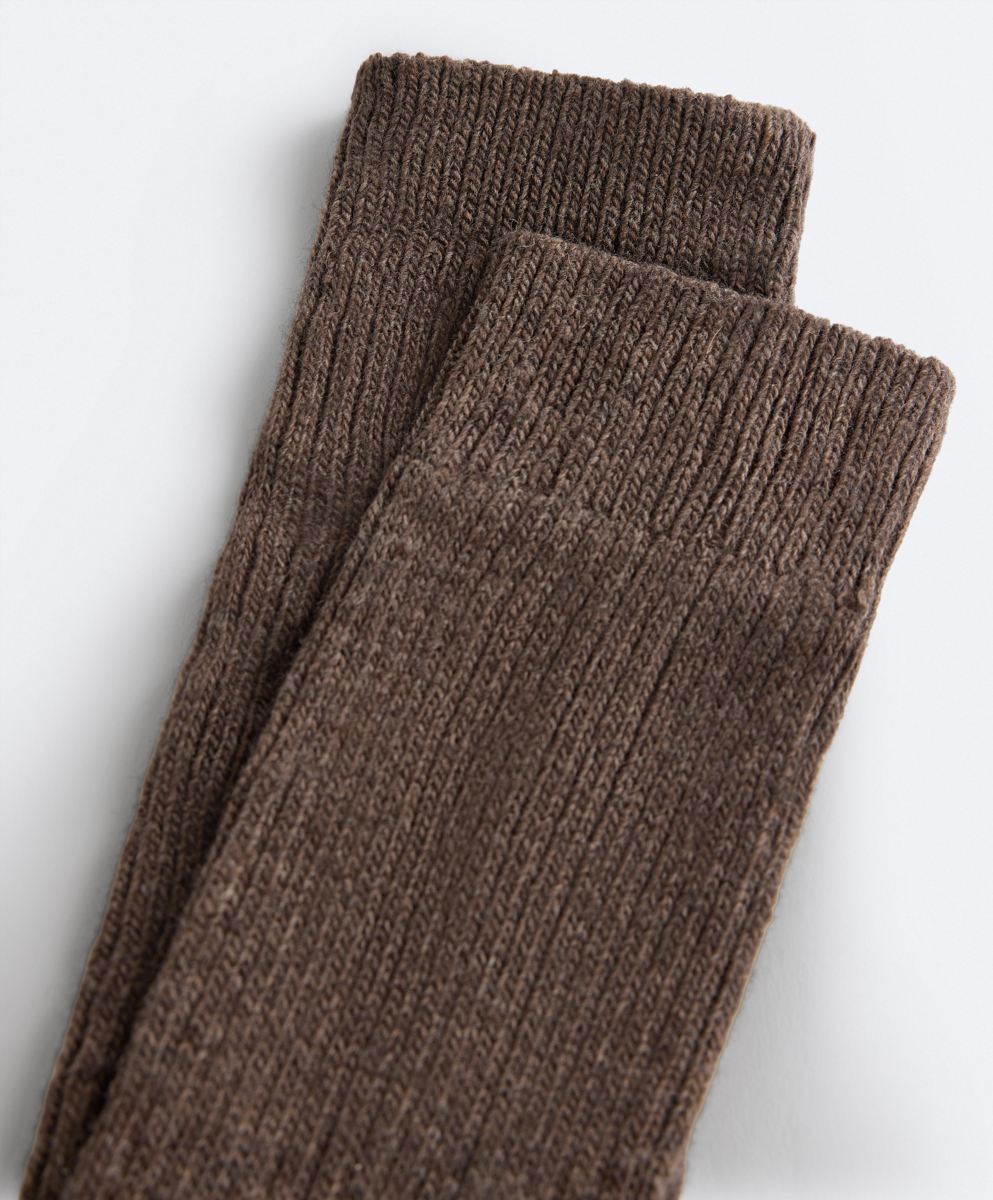18% cashmere 13% wool long socks — DARK BROWN