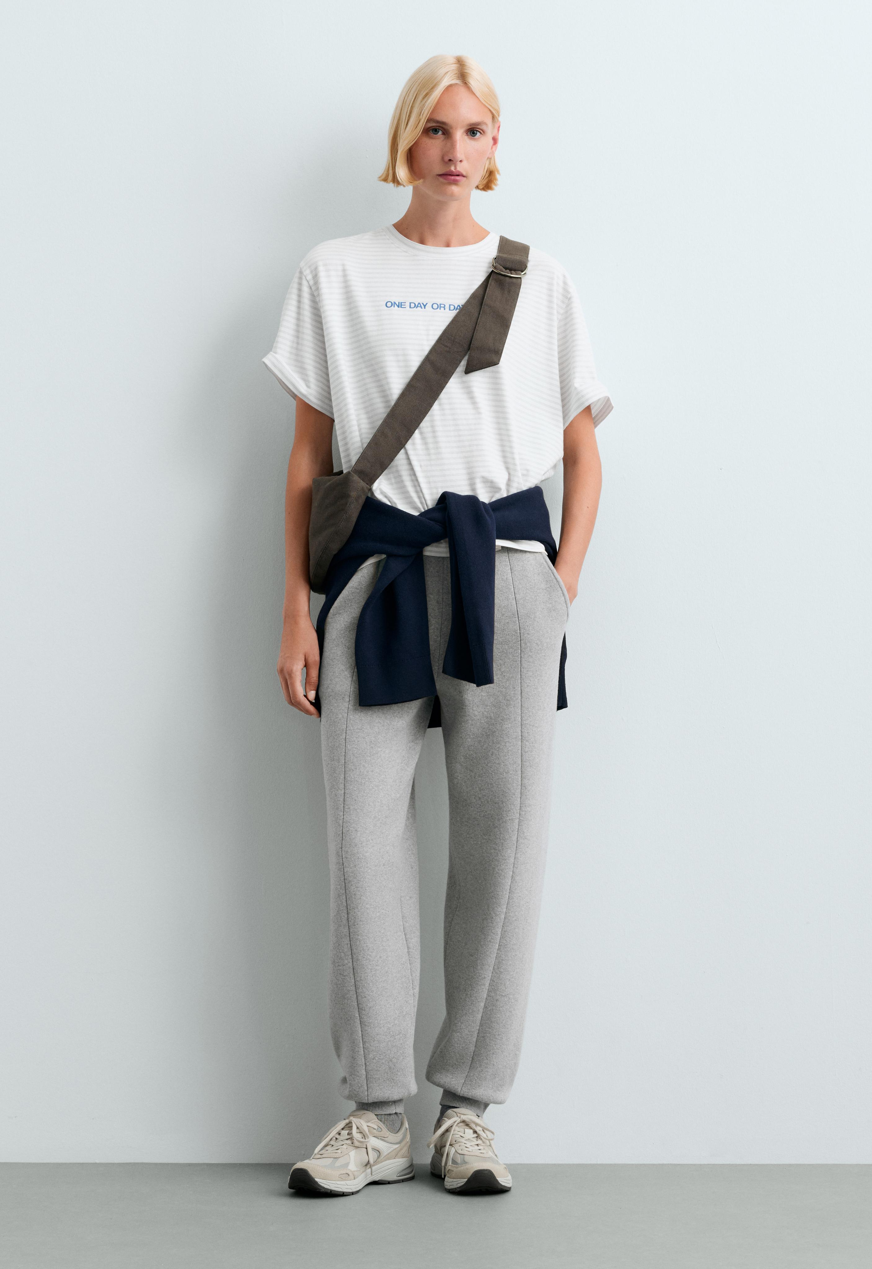 Cotton-blend knit joggers