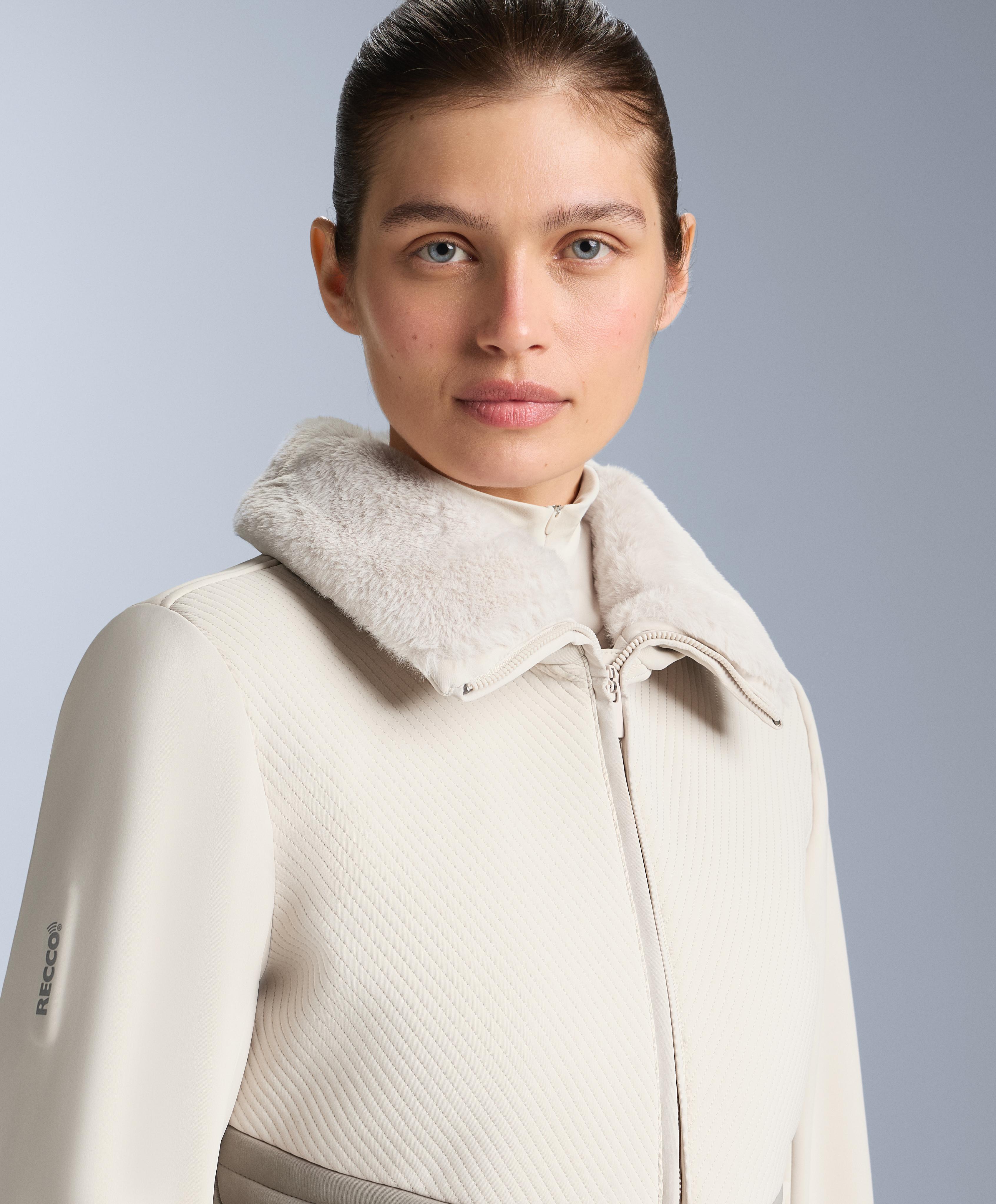 Super-fitted water-resistant colour-block Primaloft® SKI jacket — PALE MINK