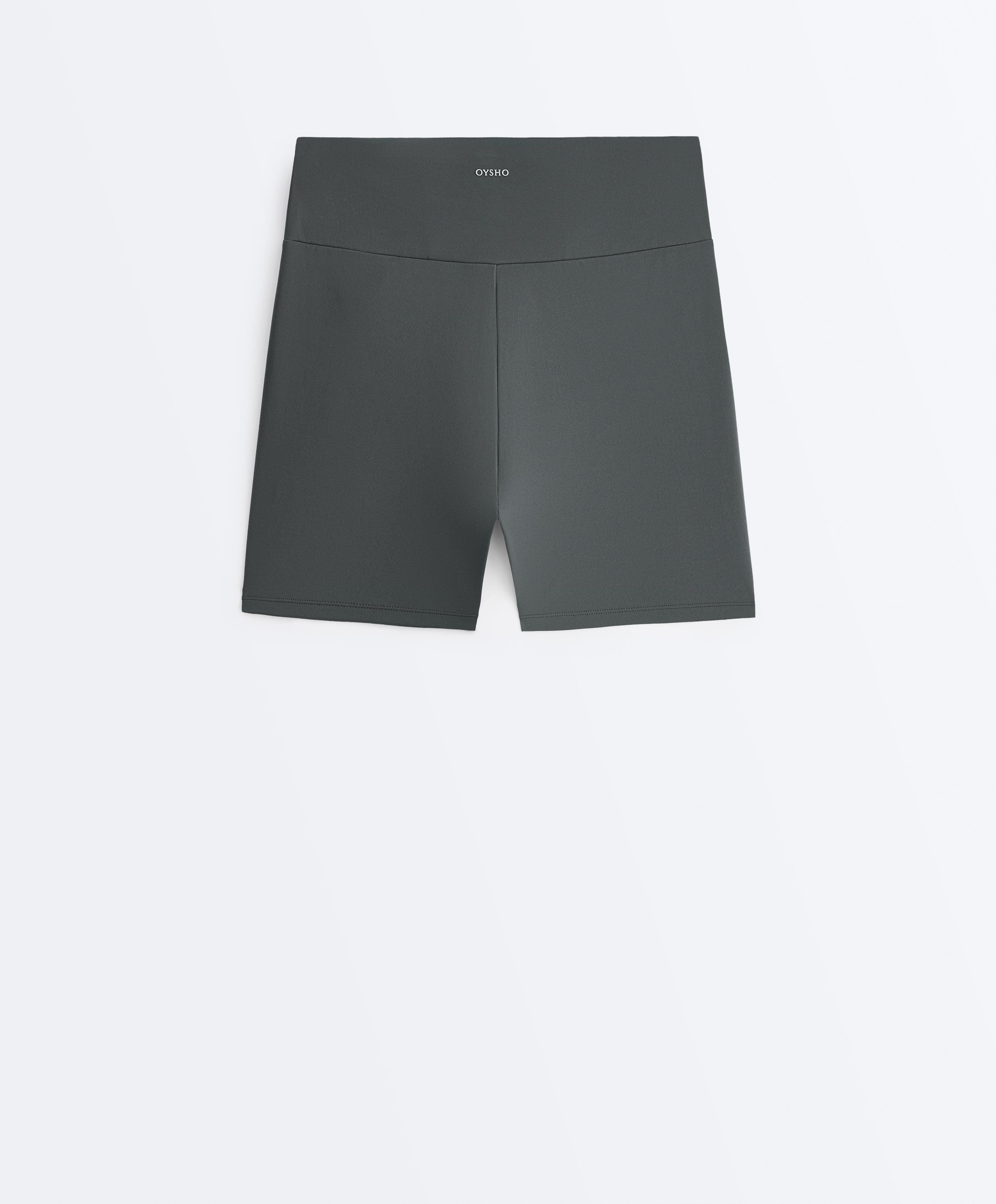Comfortlux high-rise 10cm hot pants | OYSHO United States