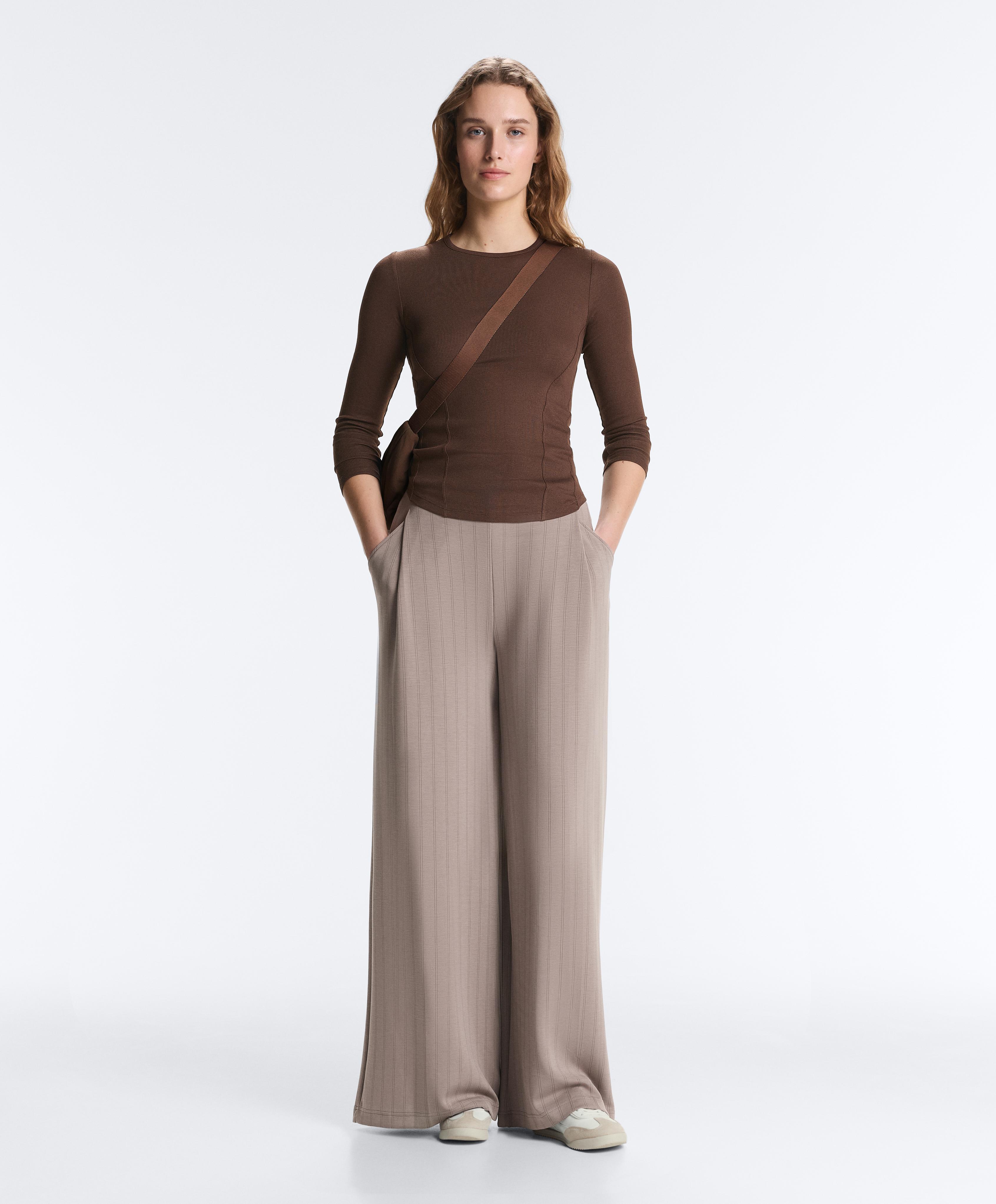 Fitted long sleeve rib T-shirt with cotton and modal — BROWN