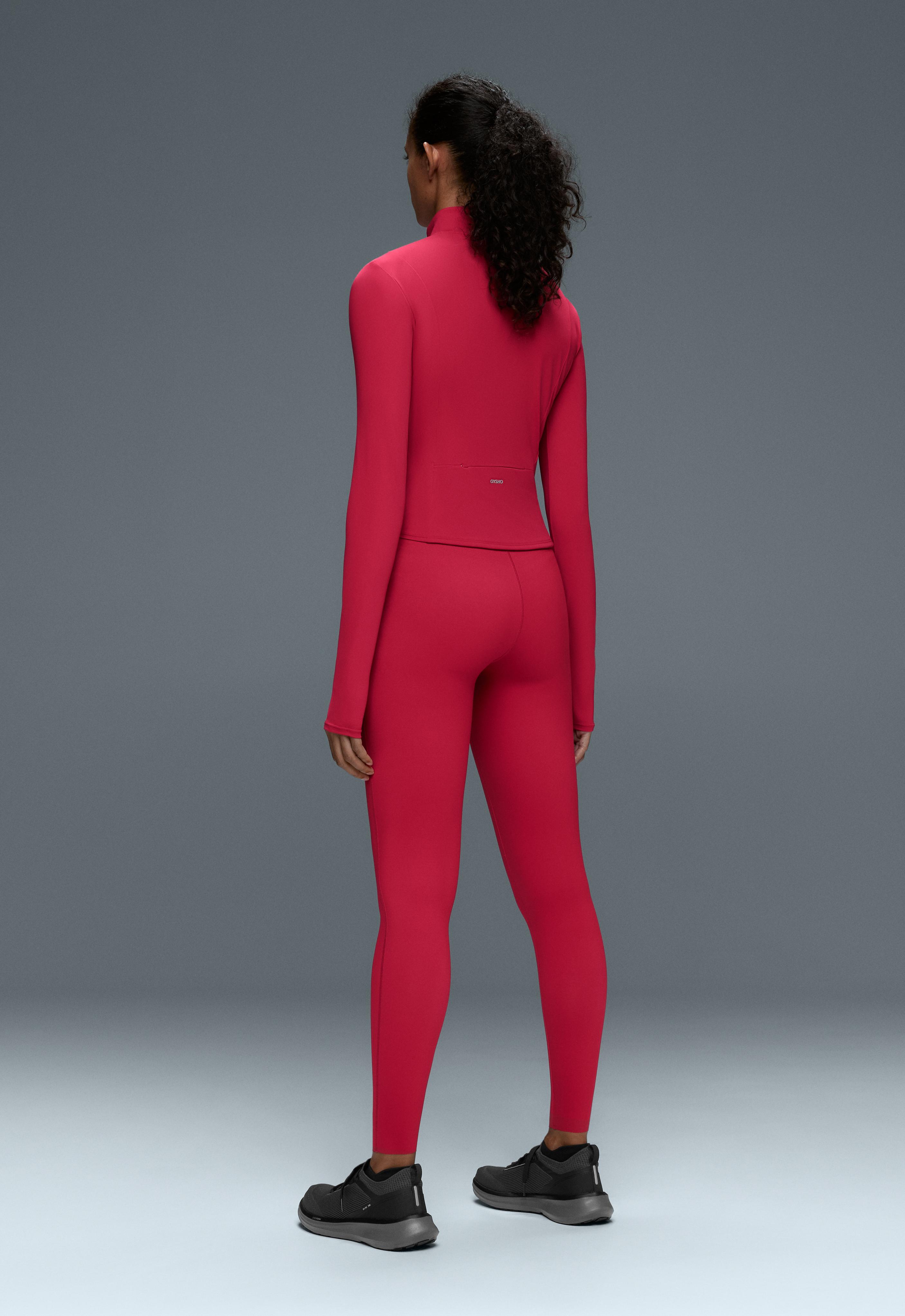 Short Light Touch technical jacket — RED