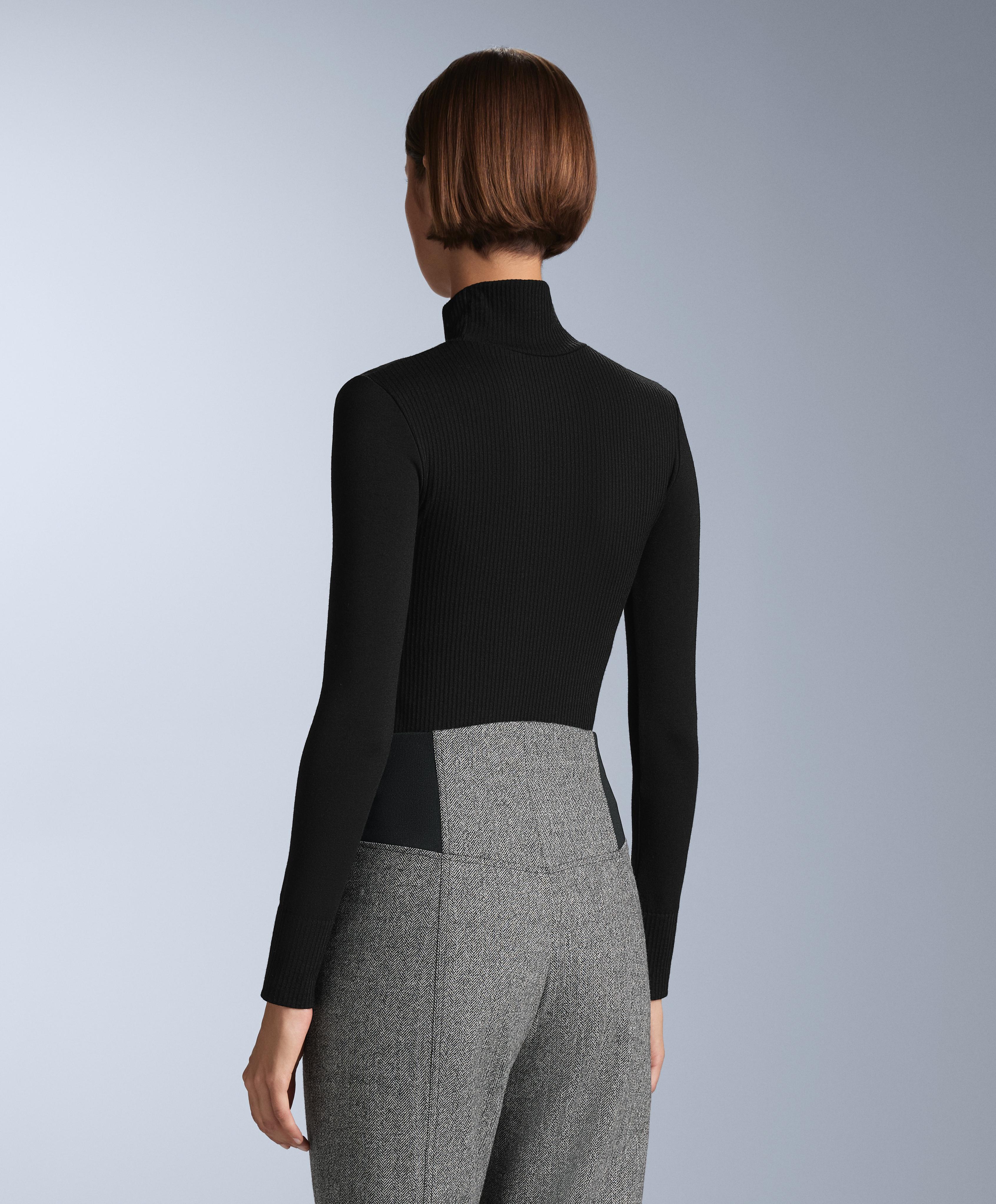 Seamless merino wool base layer T-shirt — BLACK