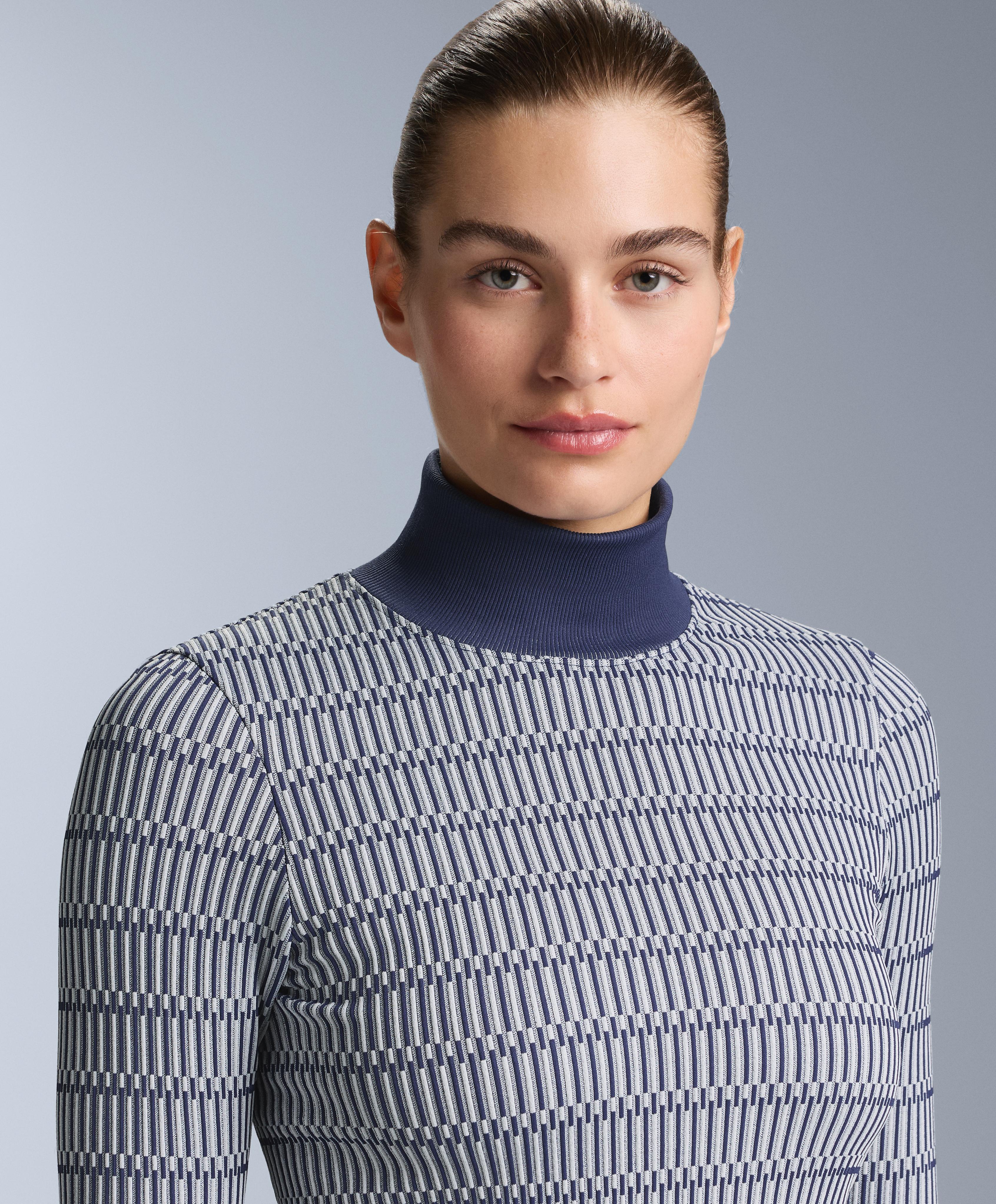 Geometric seamless thermal base layer T-shirt — NAVY BLUE