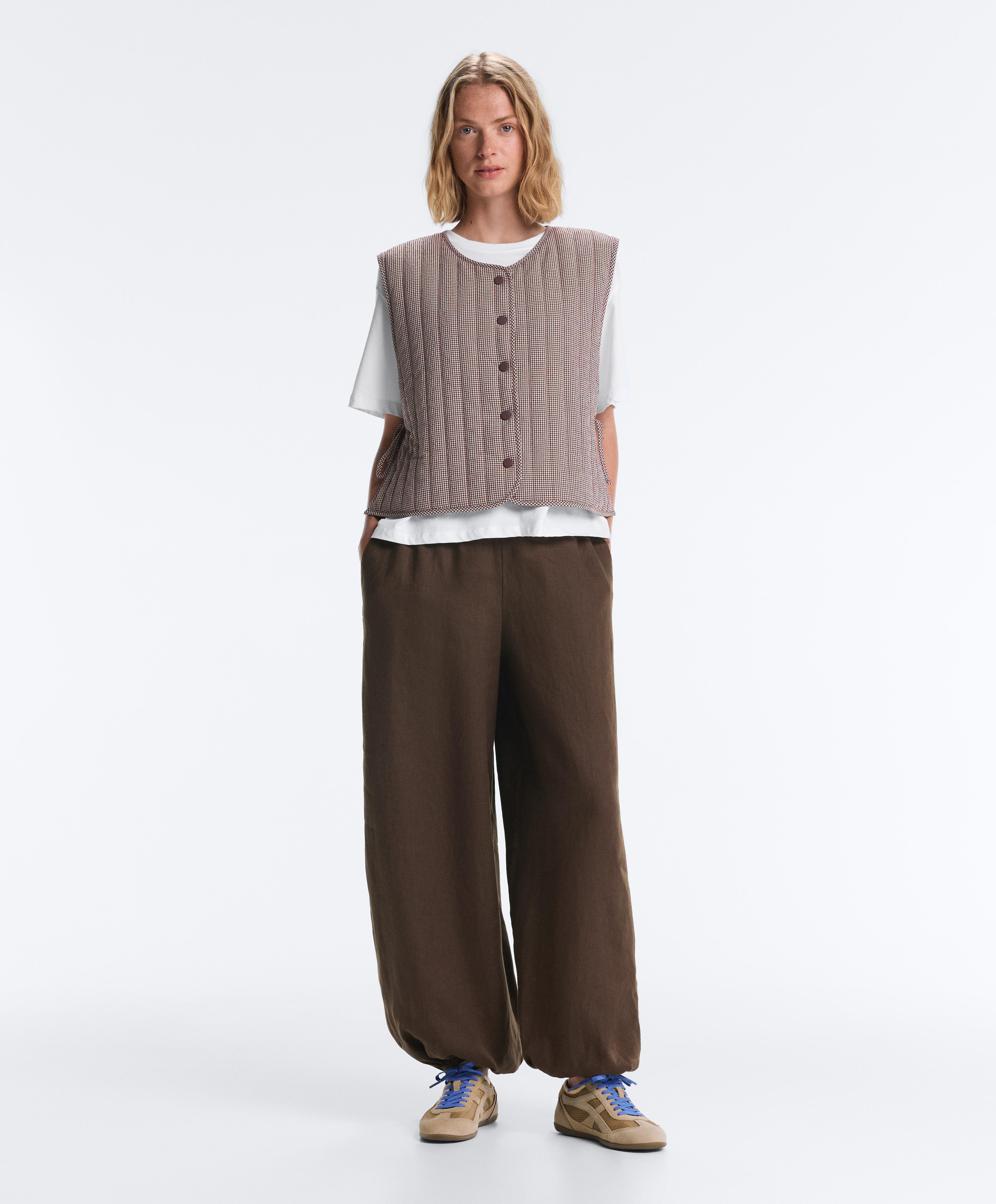 Gingham quilted gilet — MID-BROWN