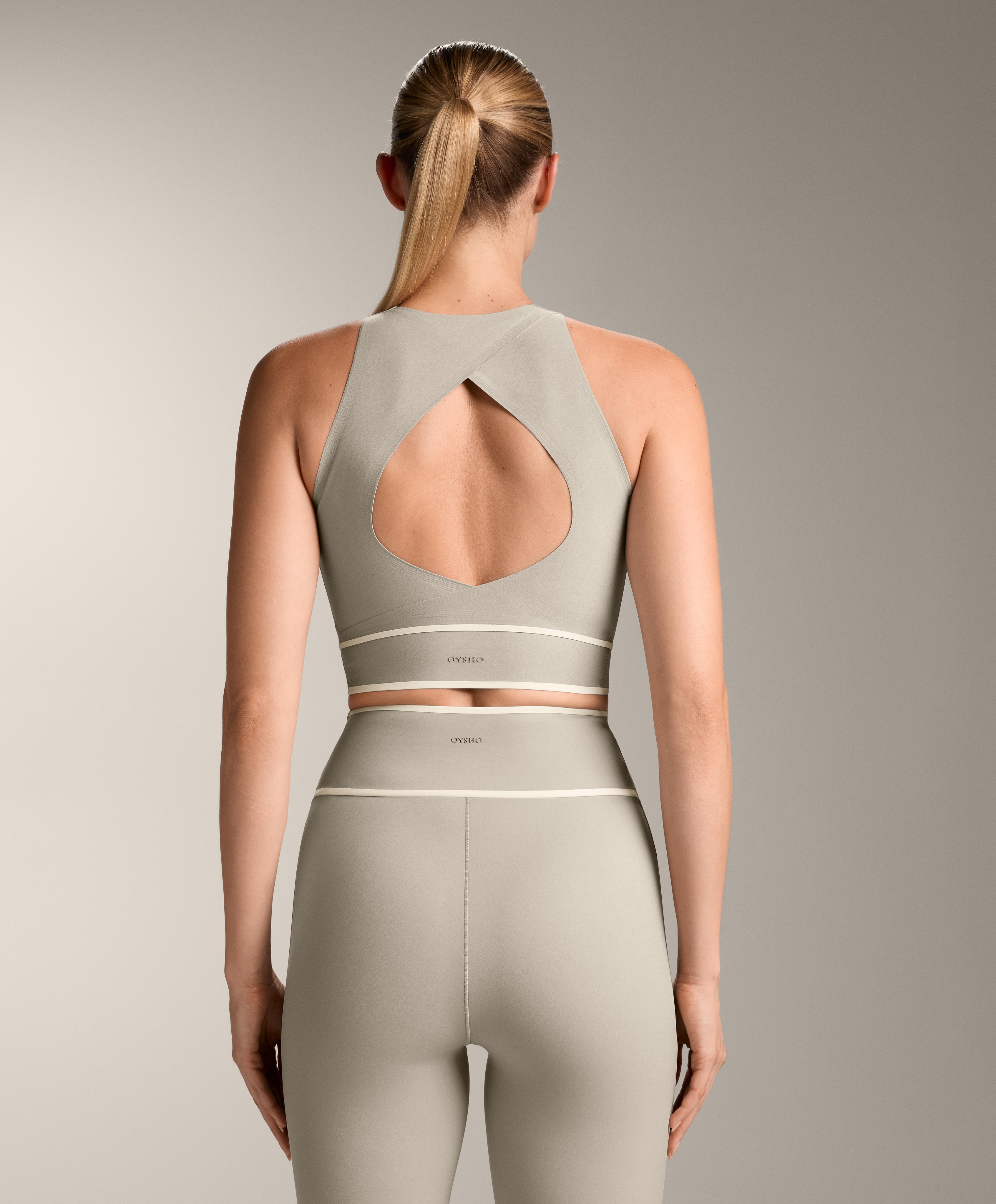 Perfect-adapt crossover band tank top