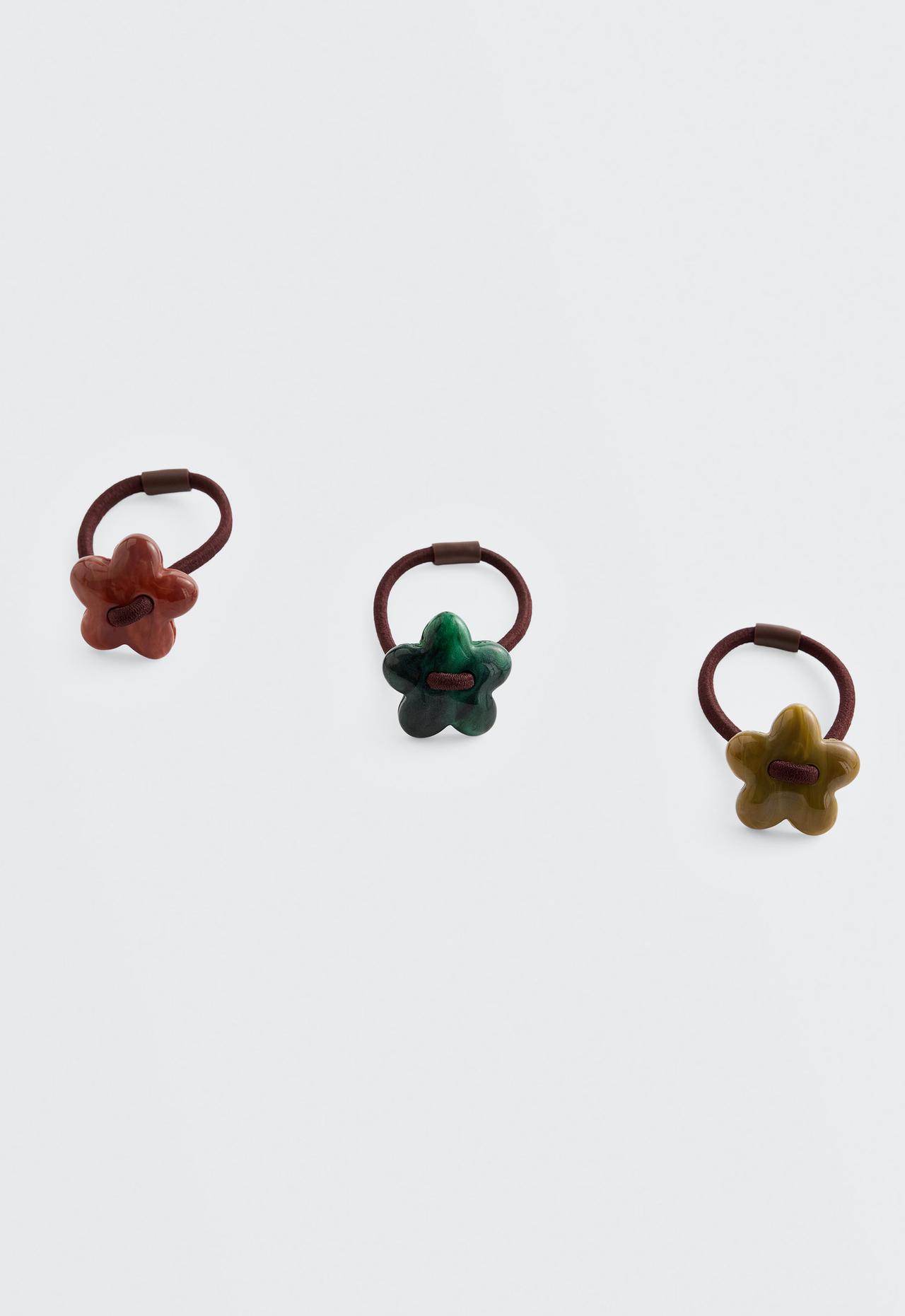 3 flower detail scrunchies — CHESTNUT