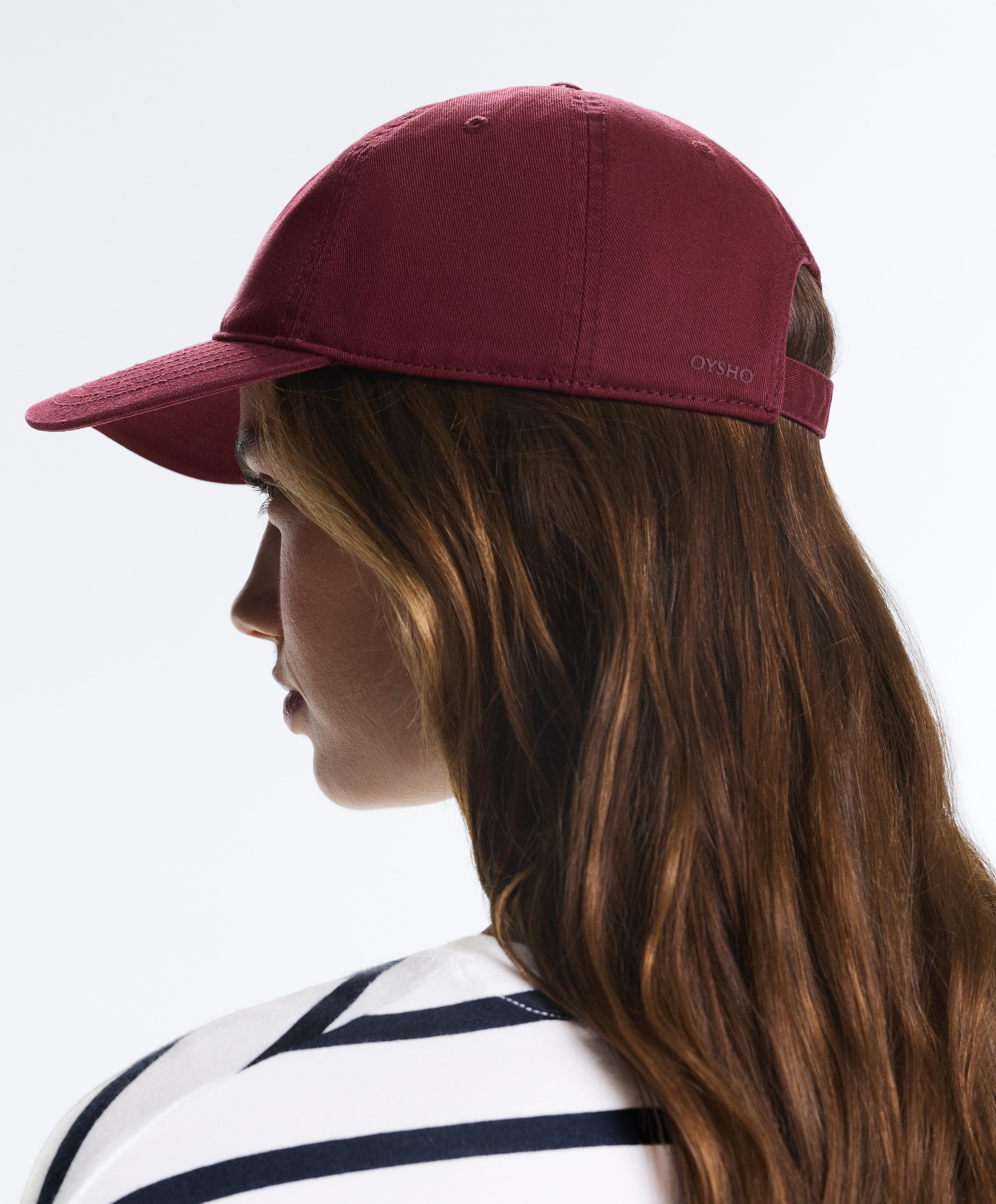 Washed-effect 100% cotton cap — BURGUNDY