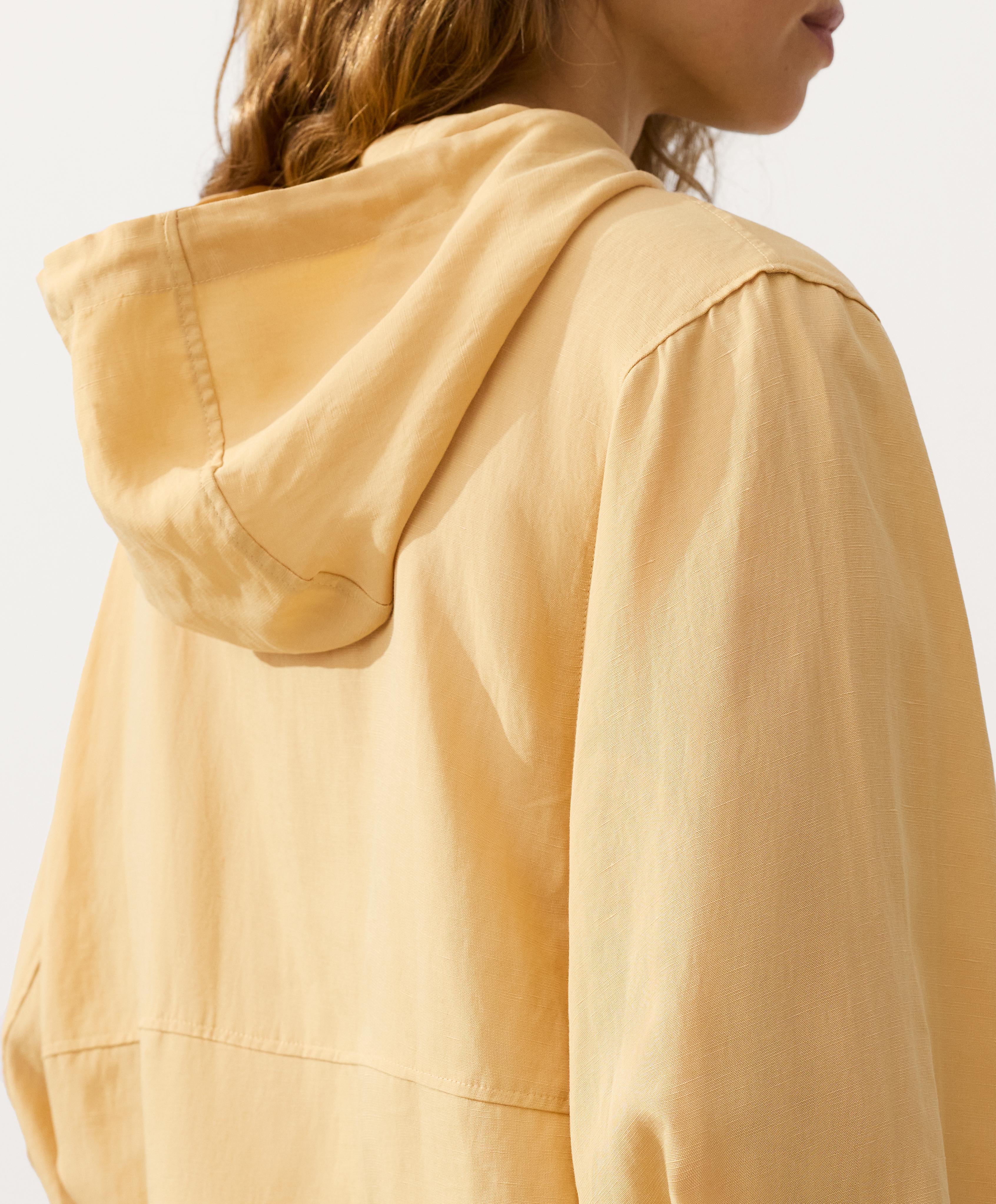 Half-zip sweatshirt with front pocket, lyocell and 24% linen blend — MID-YELLOW