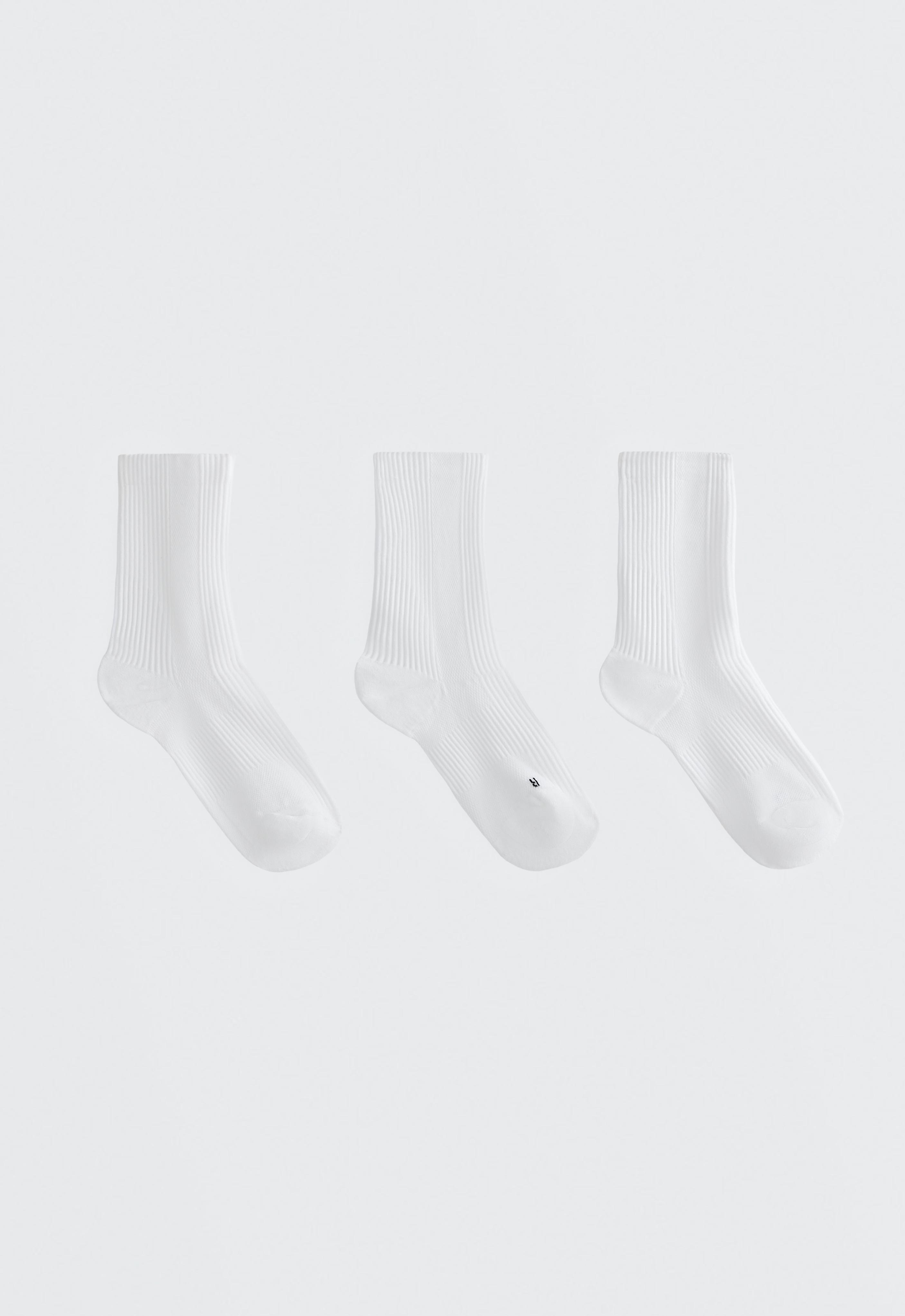 3 pairs of classic polyamide blend sports socks