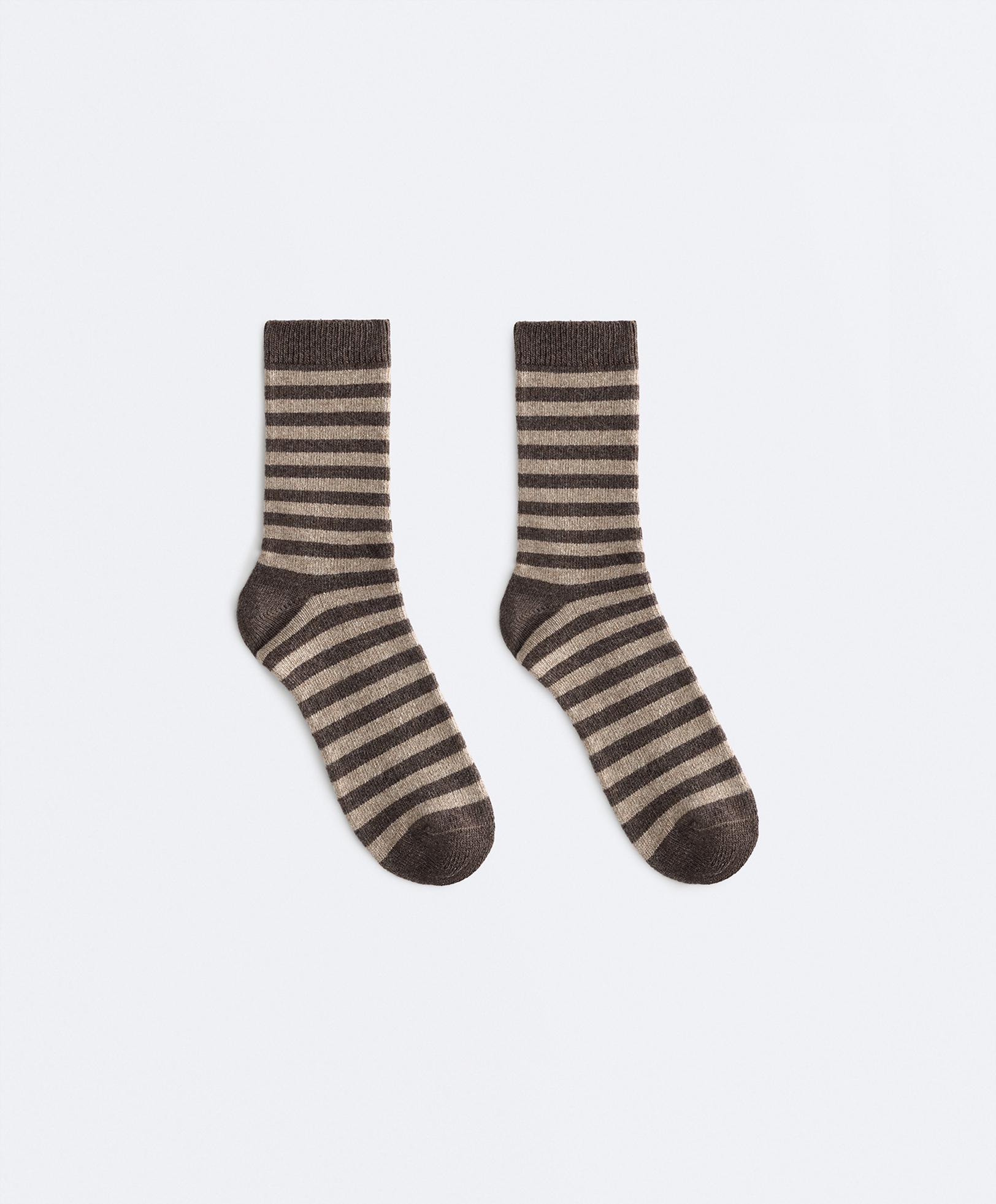 Classic socks in 19% cashmere 12% wool — DARK BROWN