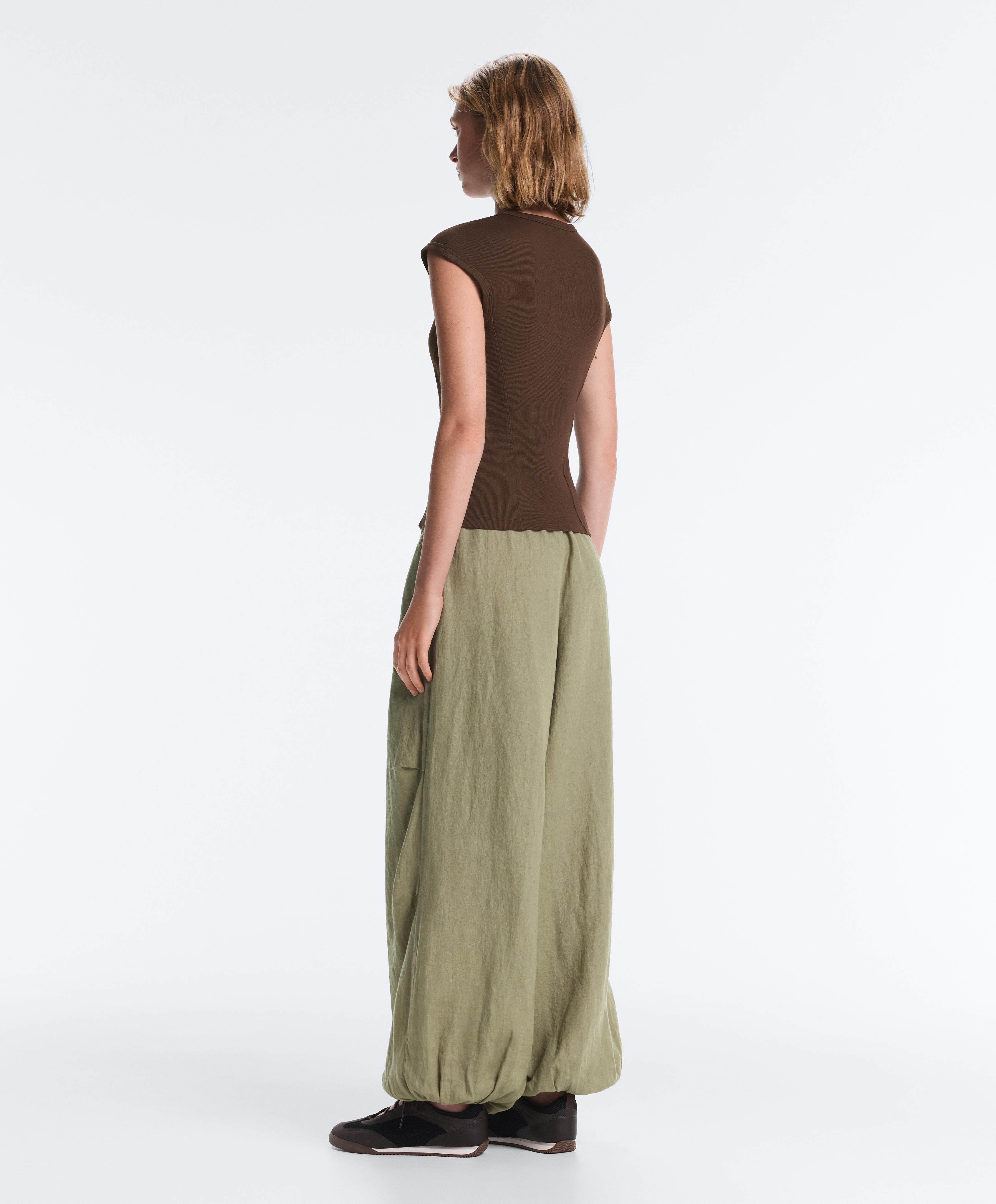 Short-sleeved rib top with cotton and modal — DARK BROWN