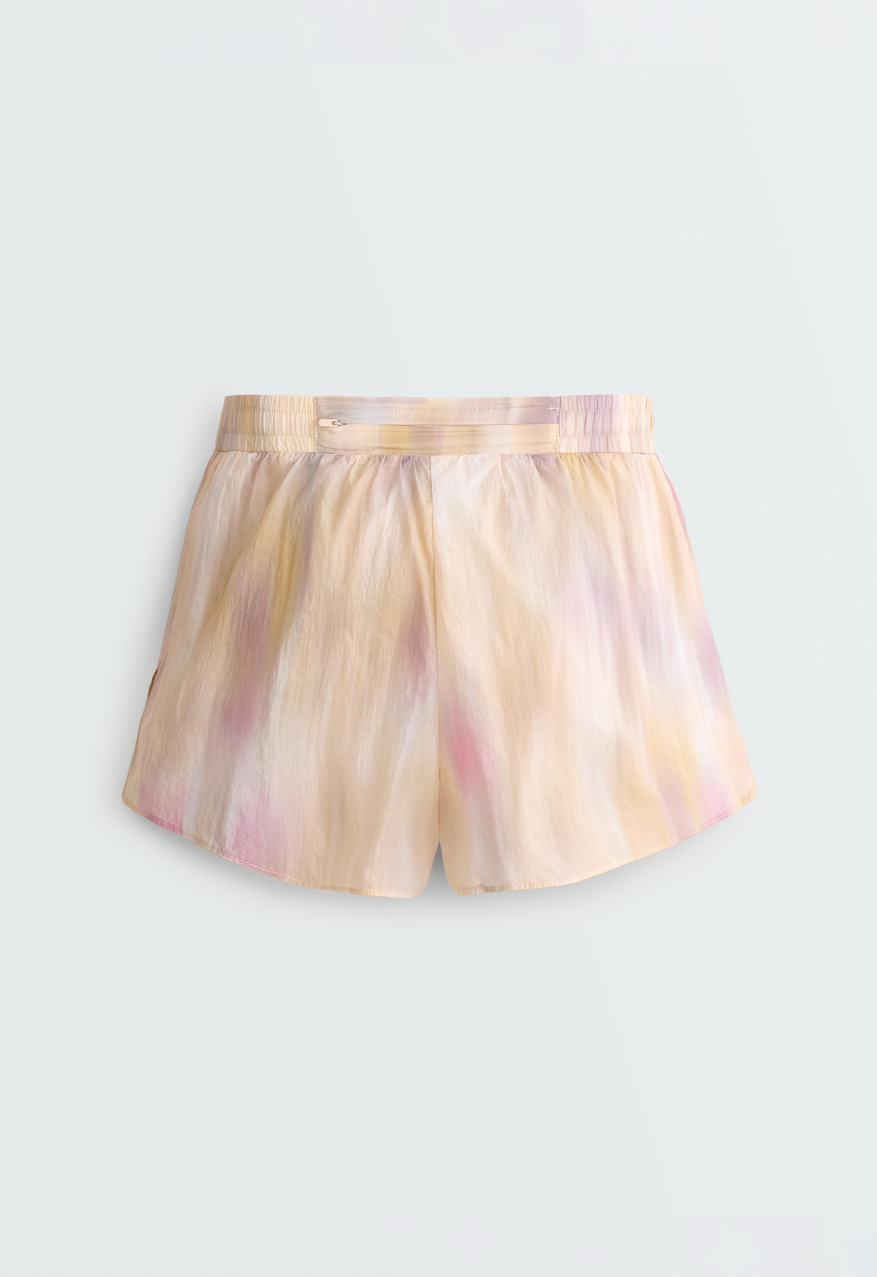 2-in-1 tie-dye mid rise technical shorts — VANILLA