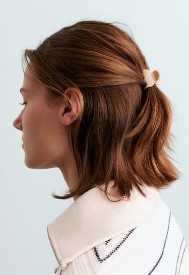 2 mini marble-effect hair clips — ALMOND 2