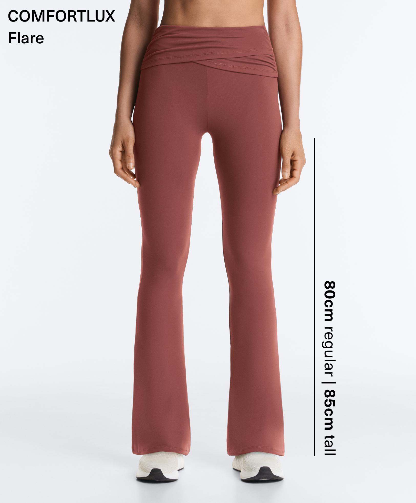 Comfortlux Flare High rise kelnės su drapiruotu juosmeniu - Išpardavimas Comfortlux Flare High rise kelnės su drapiruotu juosmeniu - Išpardavimas