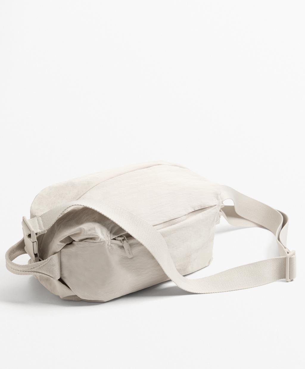 Bandolera ovalada Eikon