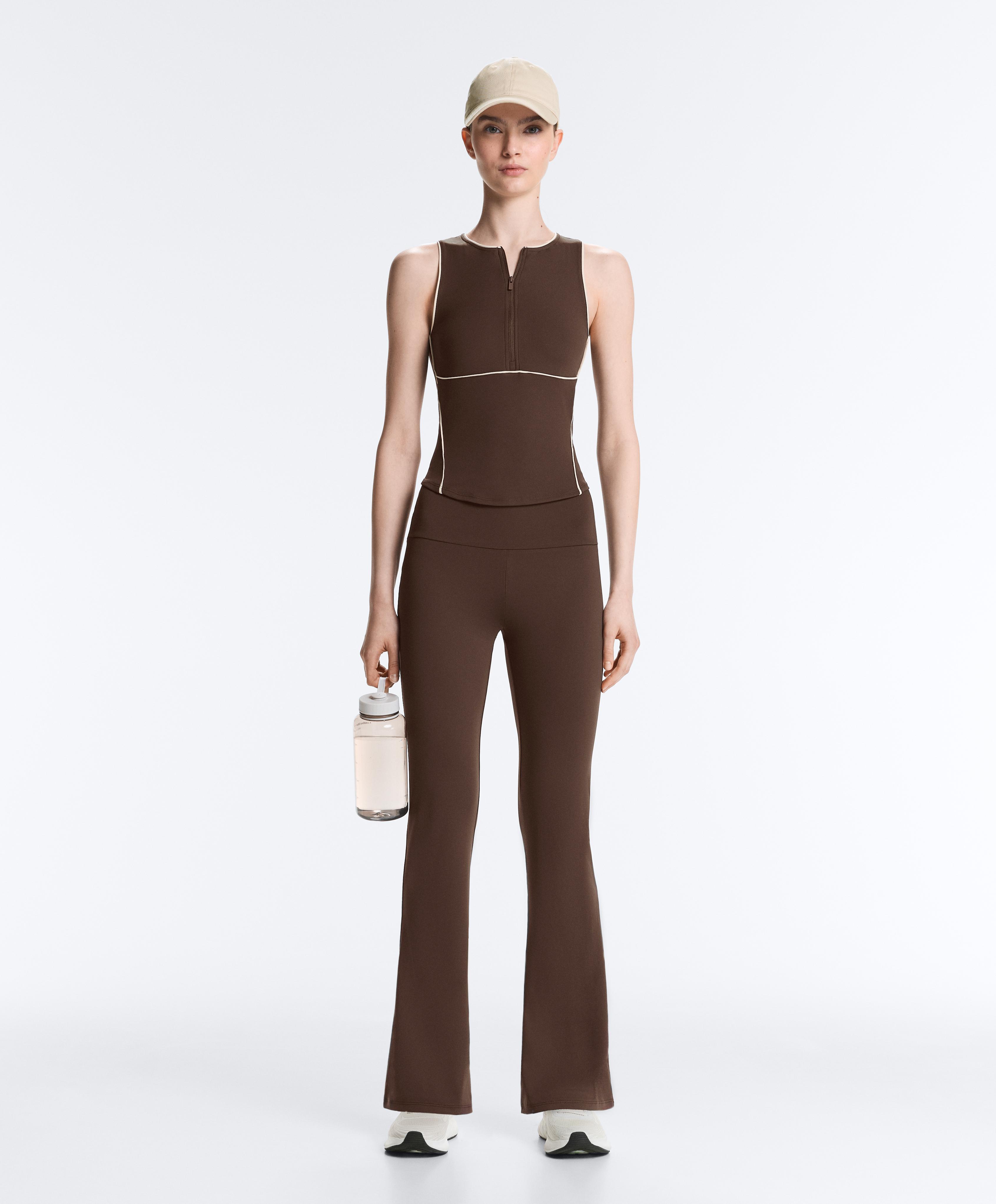 Half-zip sleeveless top — BROWN