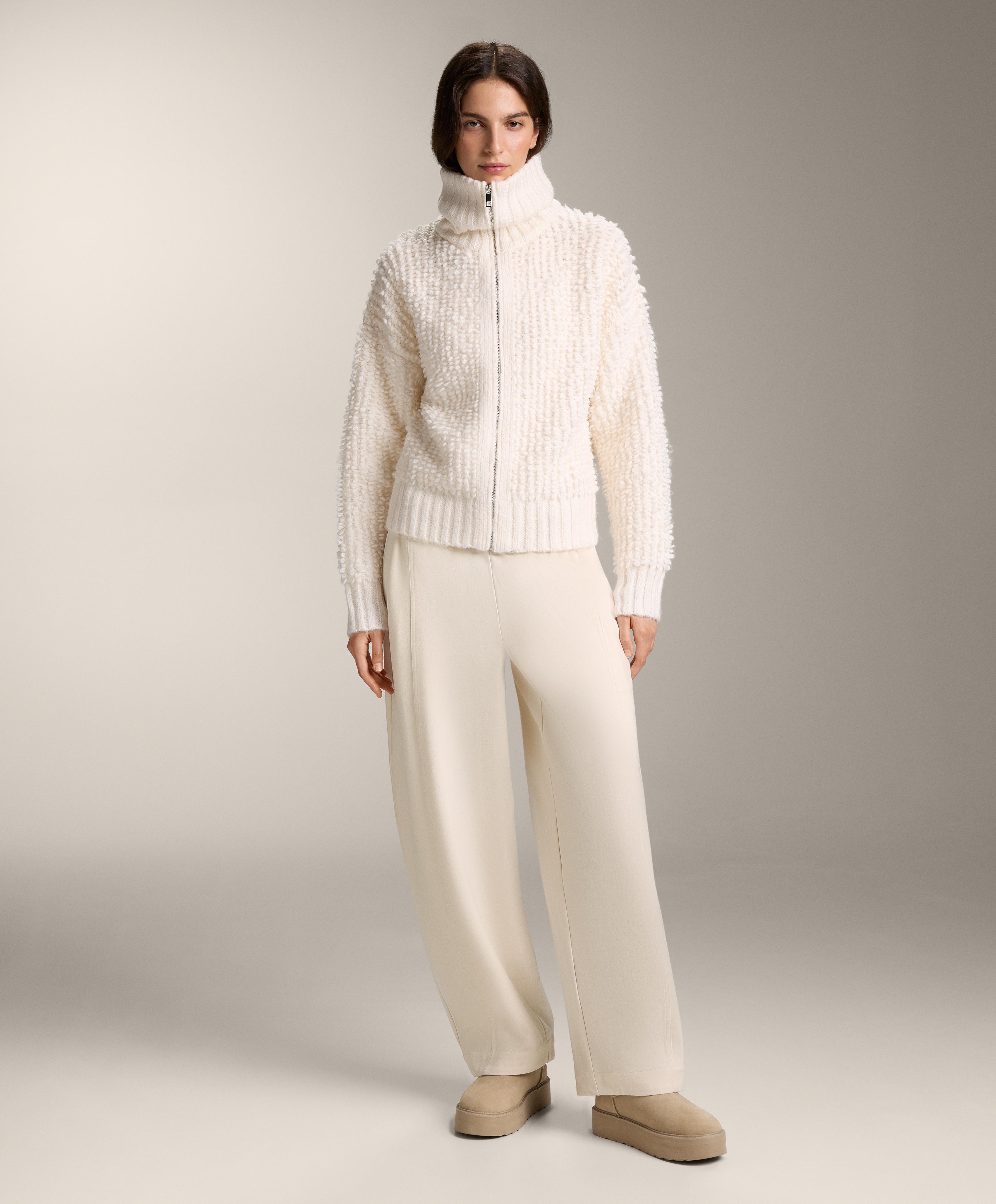 Relaxed nohavice z hrubej látky - Zľava Relaxed nohavice z hrubej látky - Zľava