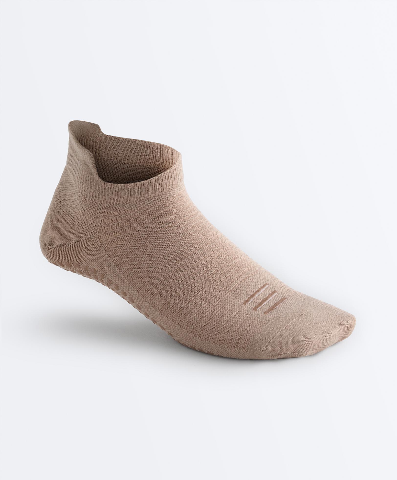 2 pairs of polyamide blend yoga and Pilates sneaker socks — MOCHA