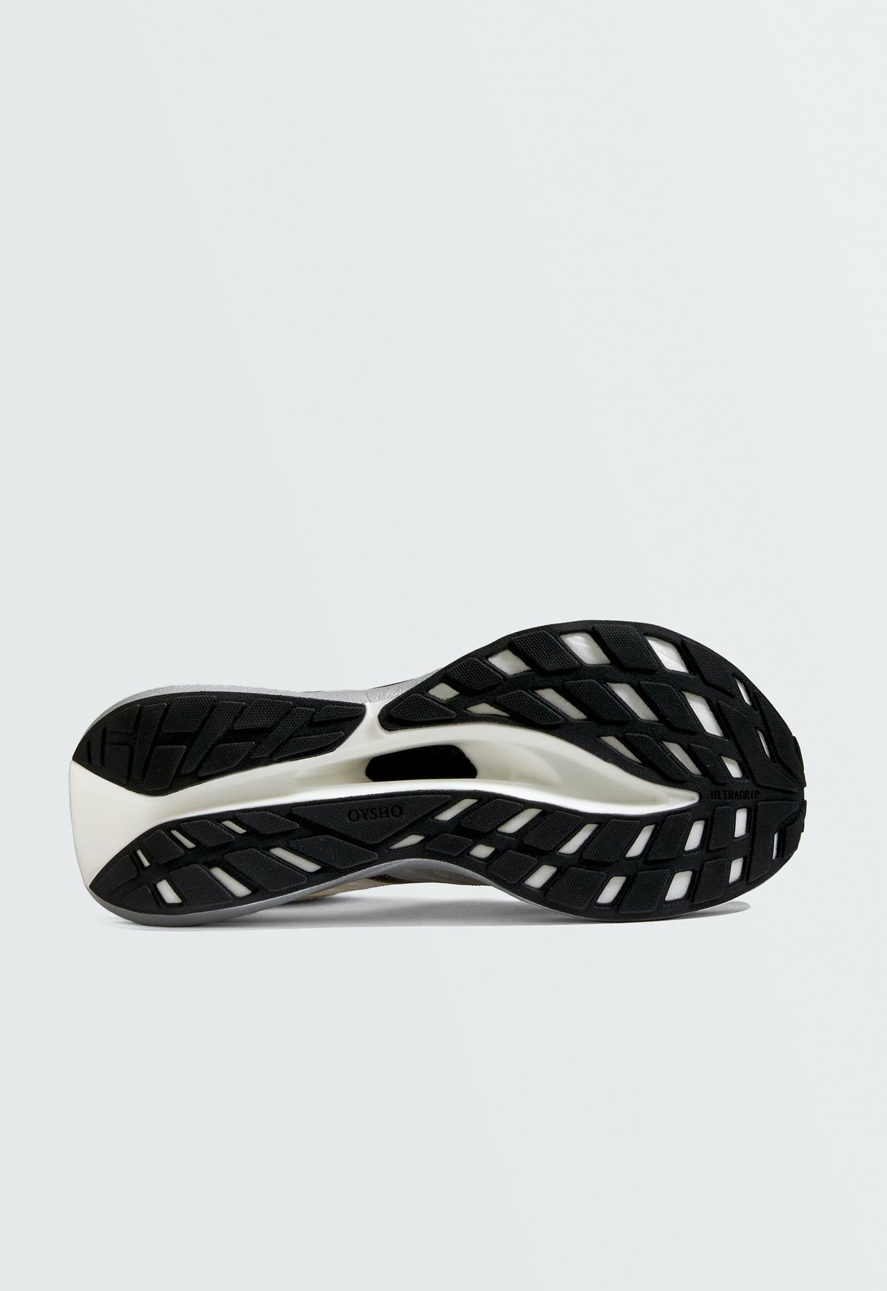 OY/RC 1000 running trainers — BLACK
