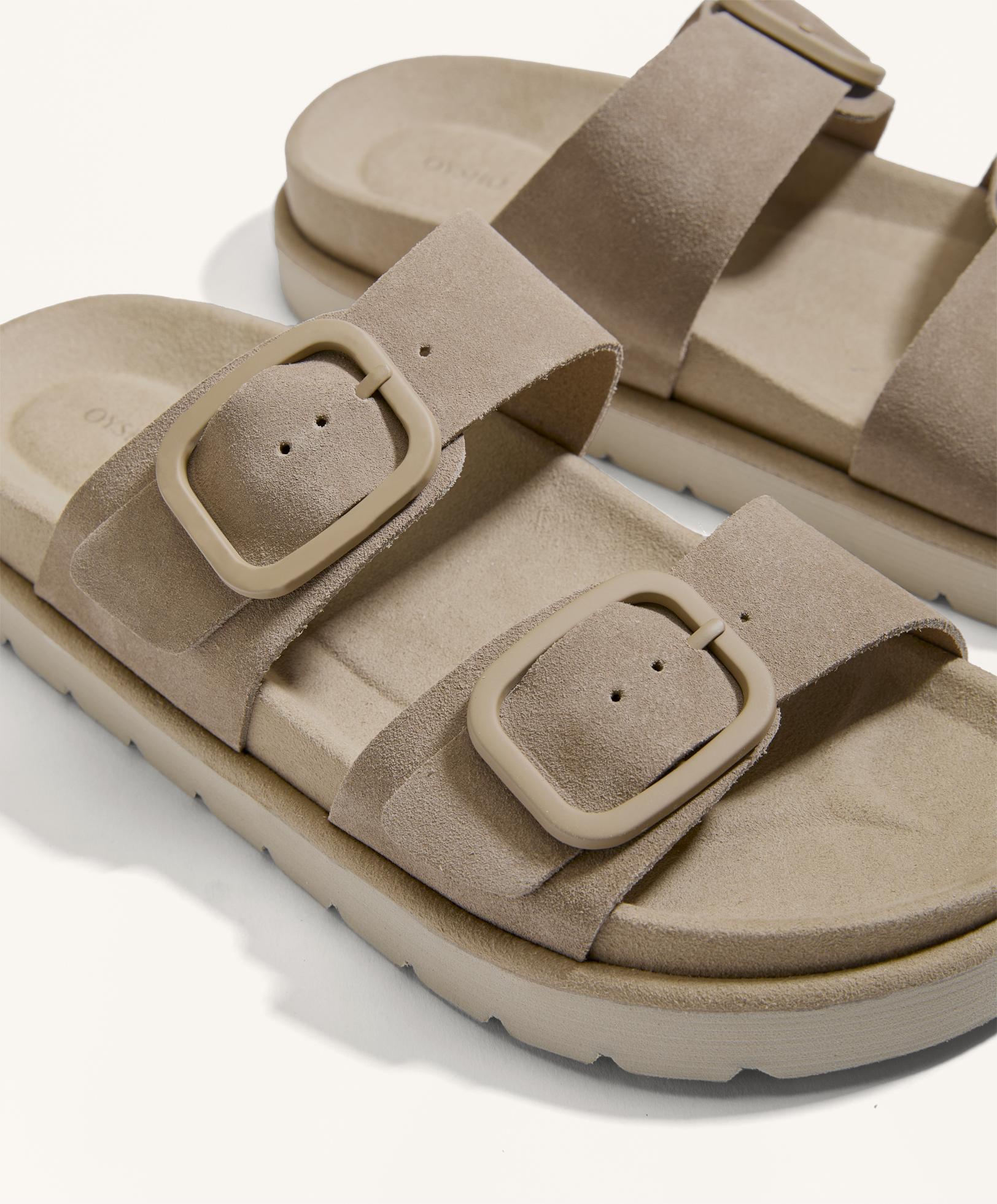 Süet tokalı platform sandalet