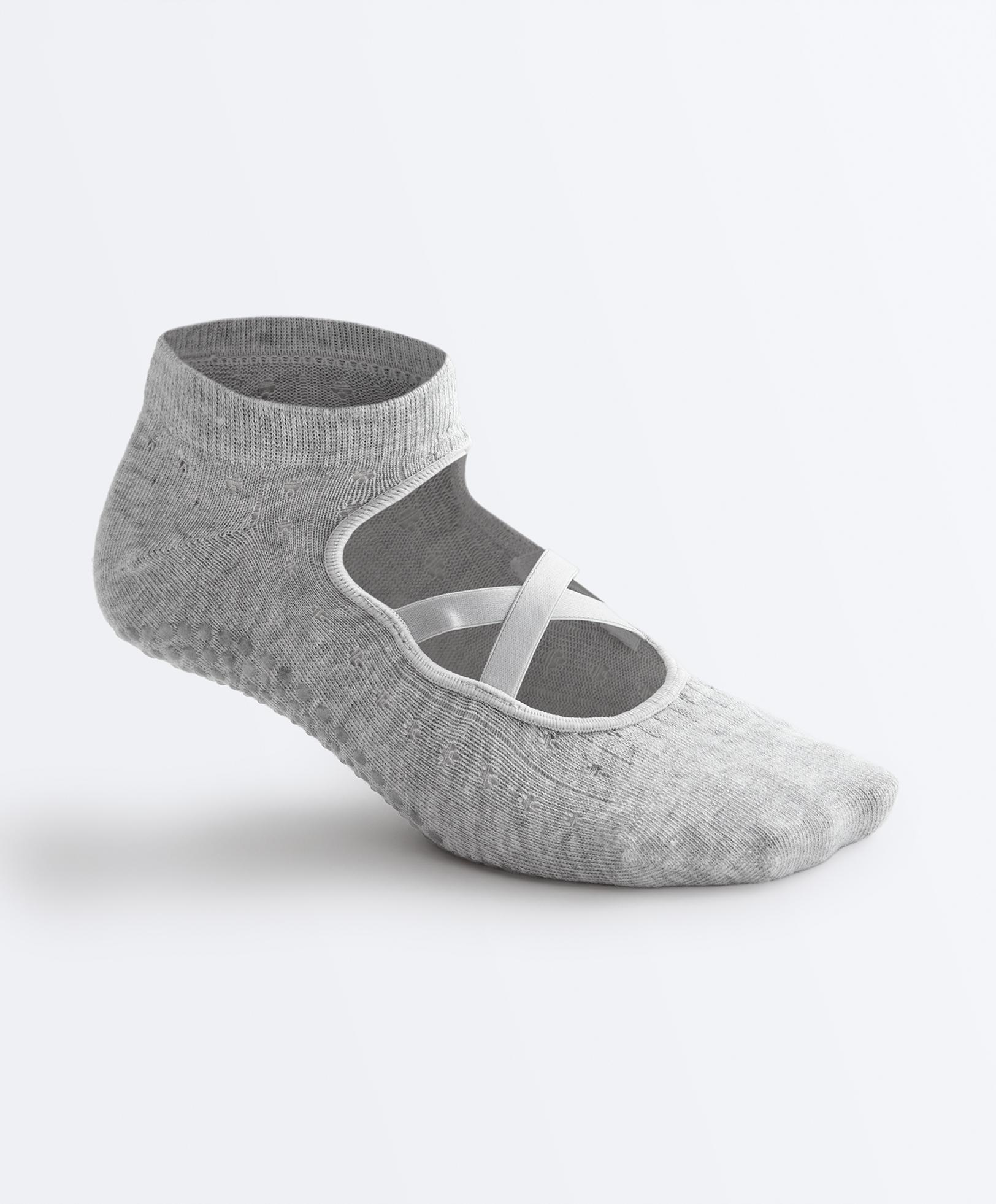 2 pairs of cotton blend yoga and Pilates sneaker socks with crossover straps — VANILLA