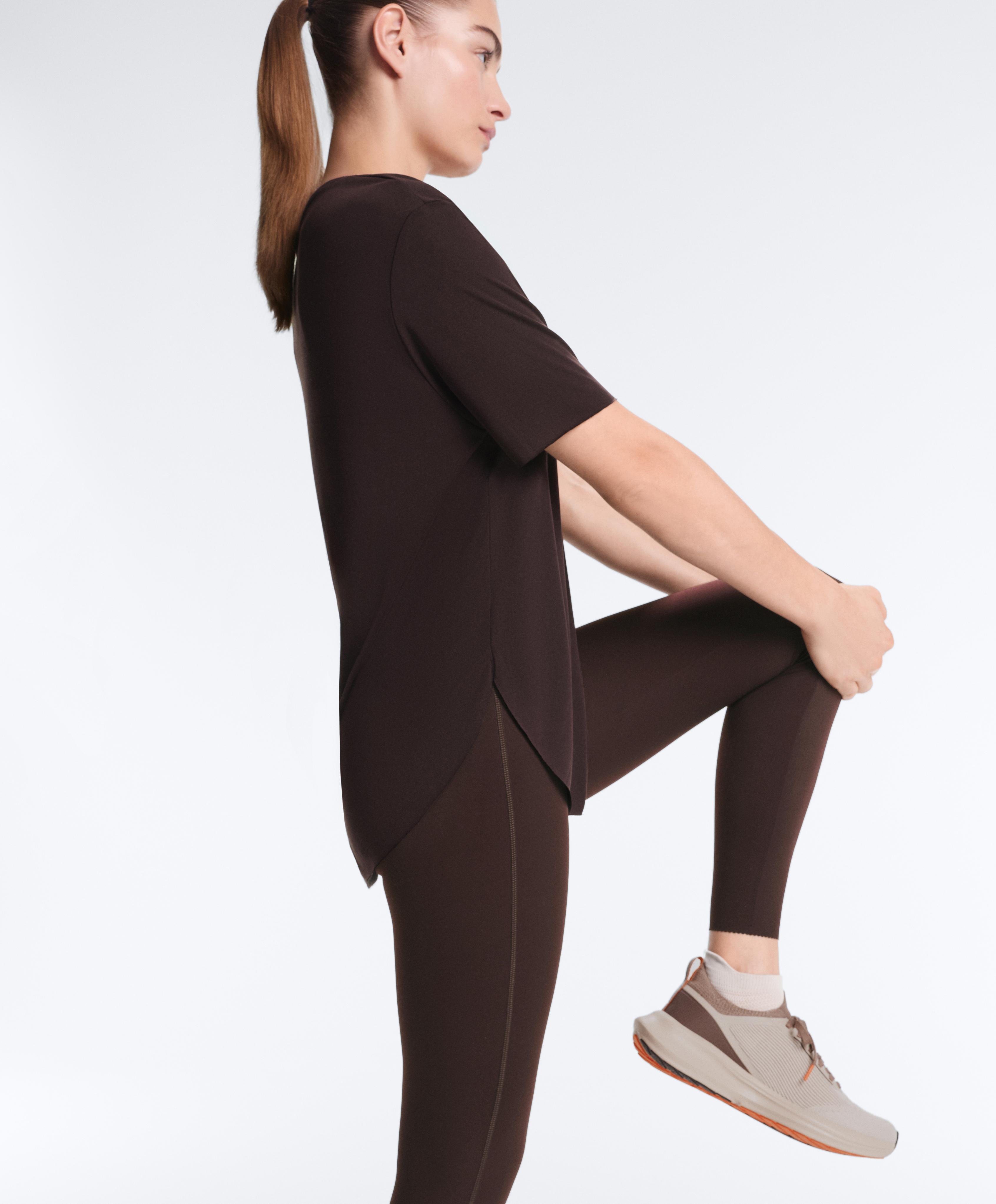 Modal blend short-sleeved T-shirt with rounded back hem — Dark chocolate