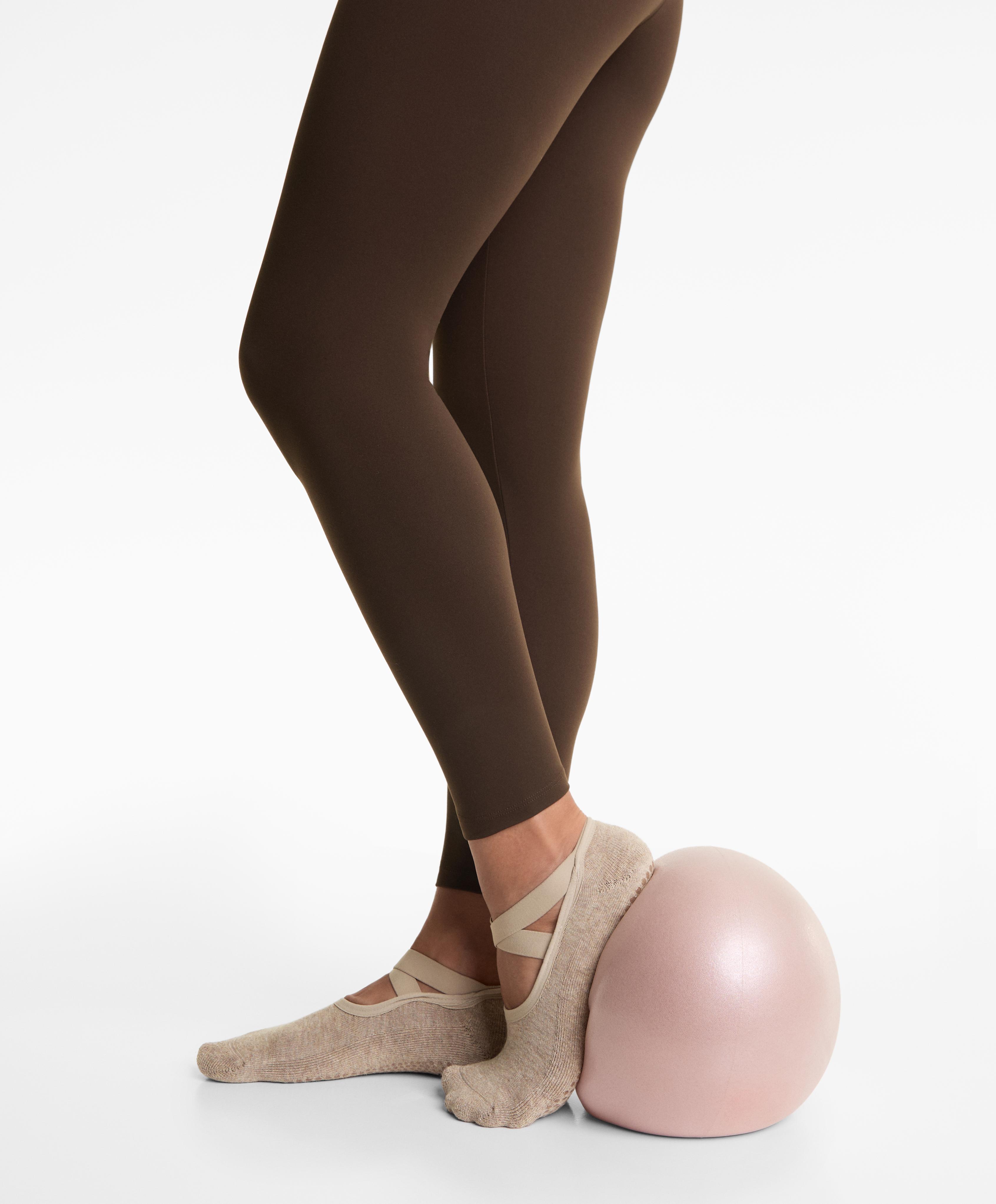 2 paires de chaussettes pour yoga et pilates en mélange de coton avec bandes élastiques croisées et rembourrées - Soldes 2 paires de chaussettes pour yoga et pilates en mélange de coton avec bandes élastiques croisées et rembourrées - Soldes