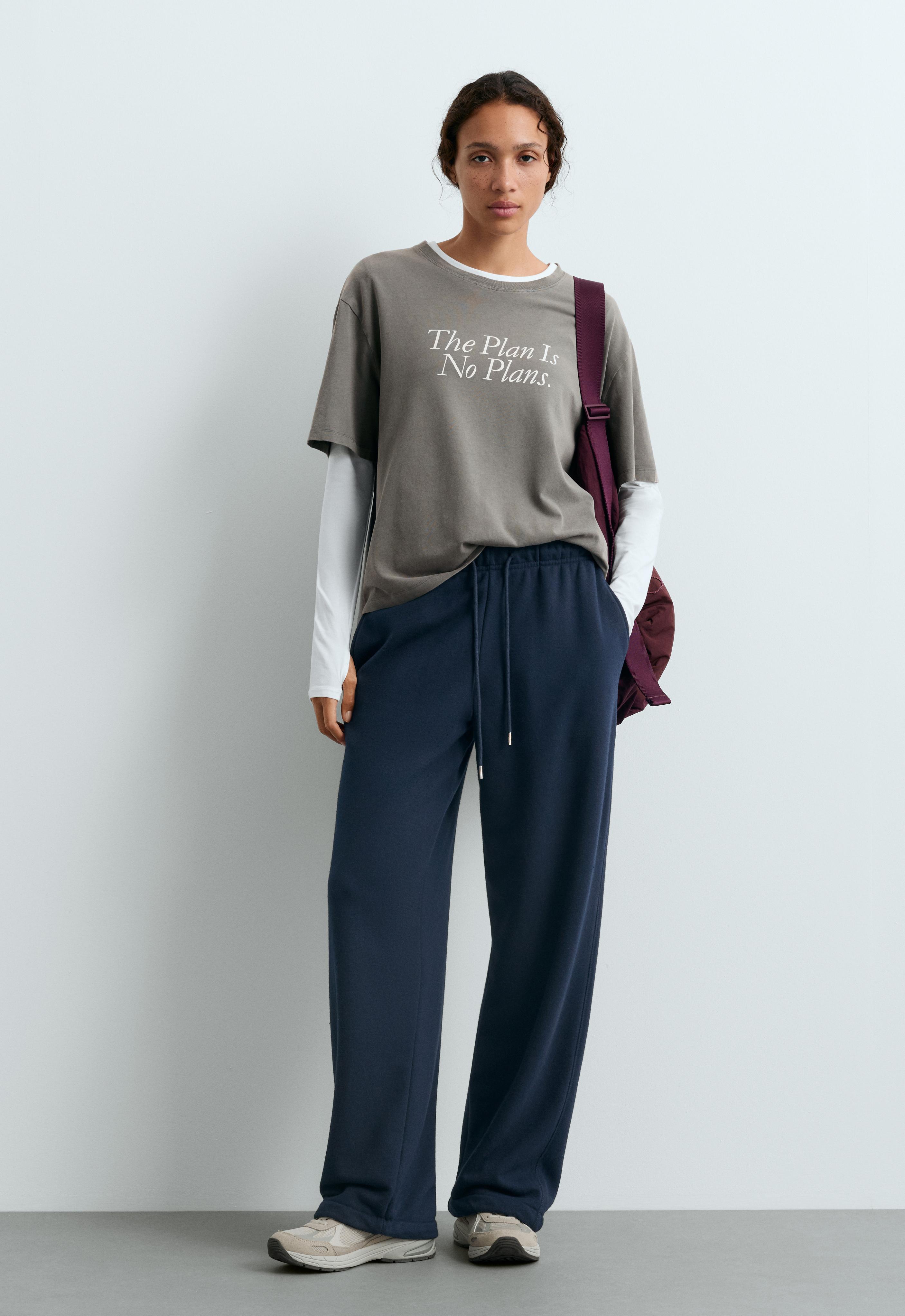Boxy short-sleeved cotton blend T-shirt with slogan Boxy short-sleeved cotton blend T-shirt with slogan