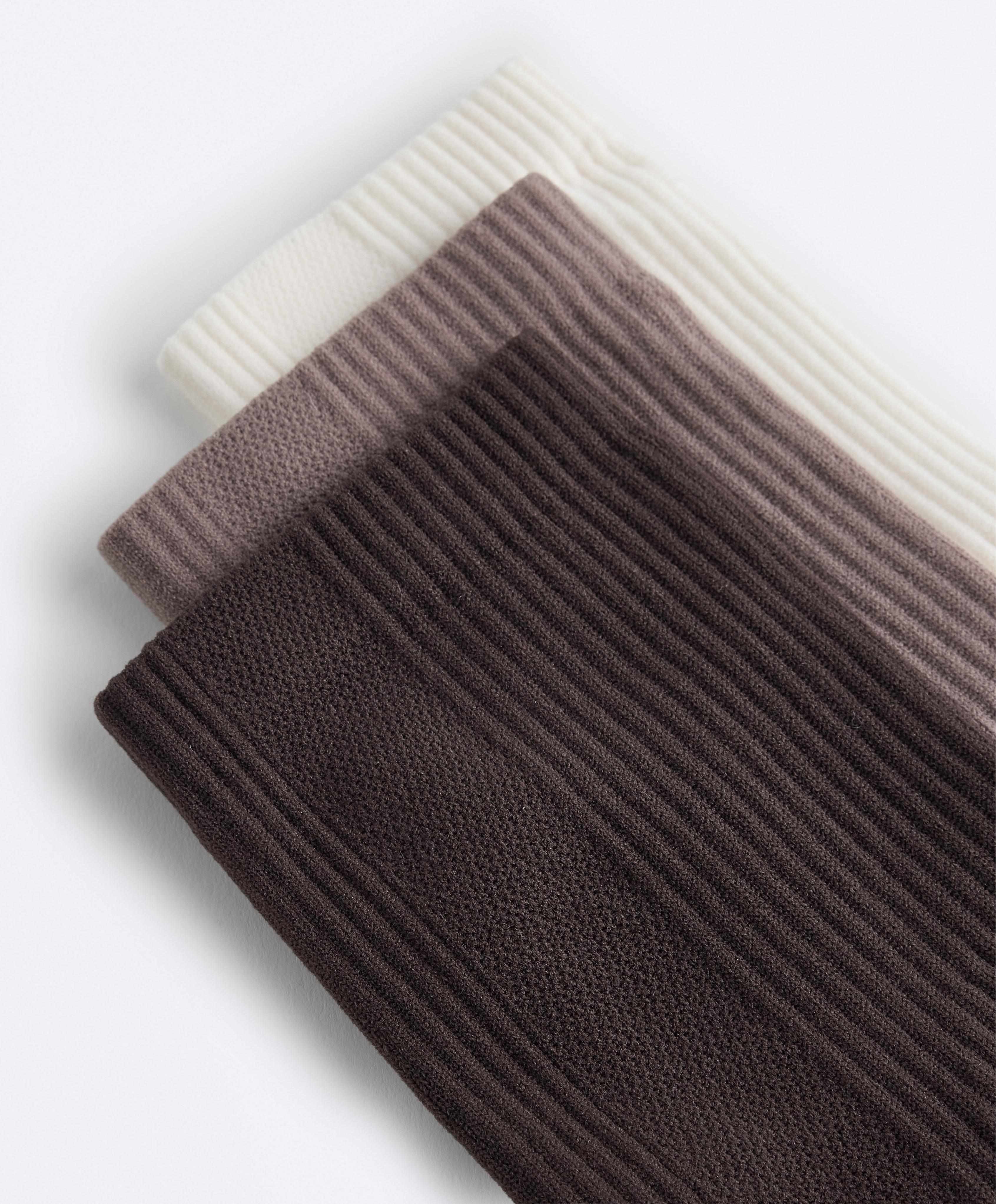 3 pairs of Classic polyamide blend sports socks — BROWN