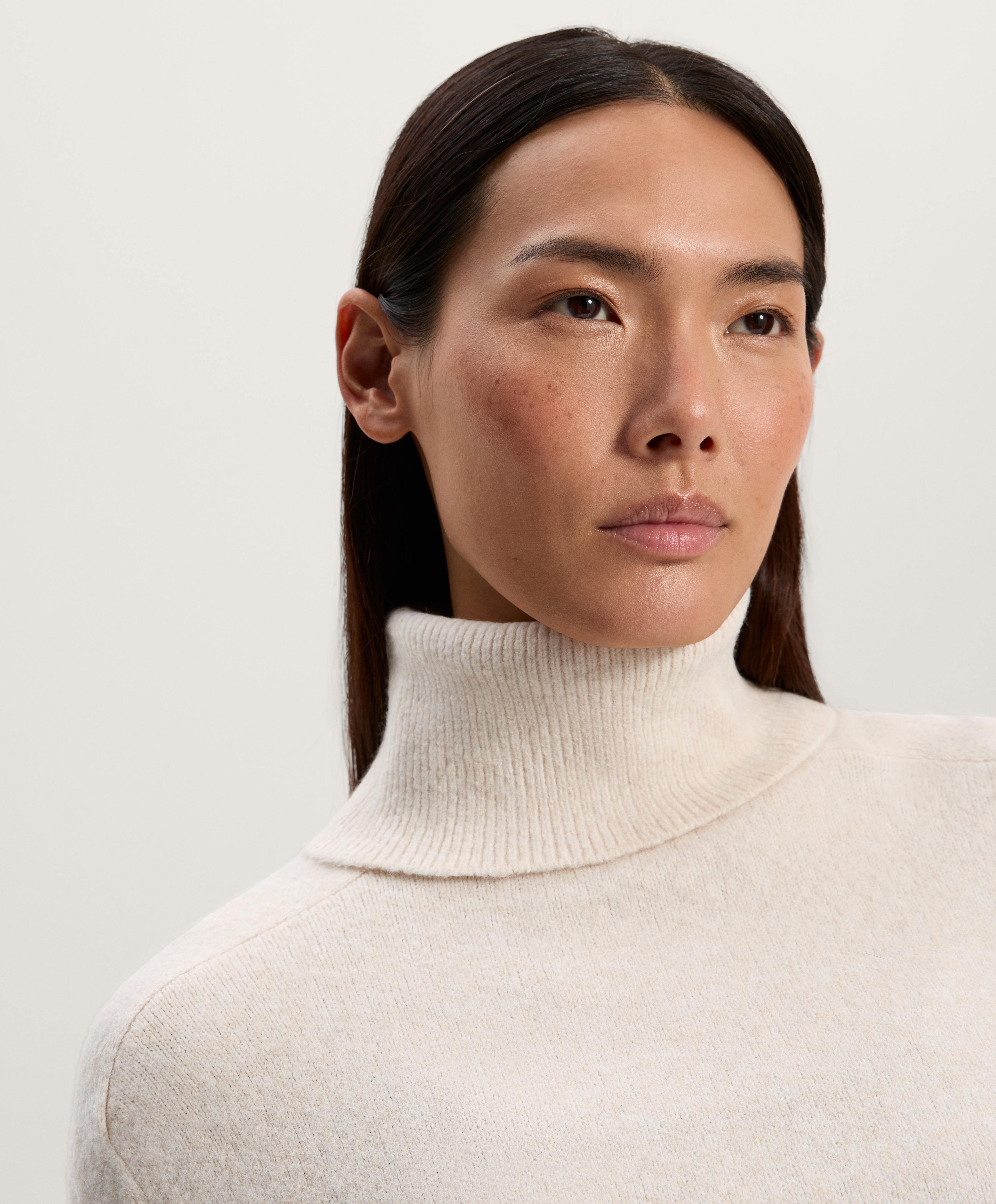 Pull en maille oversize à col roulé