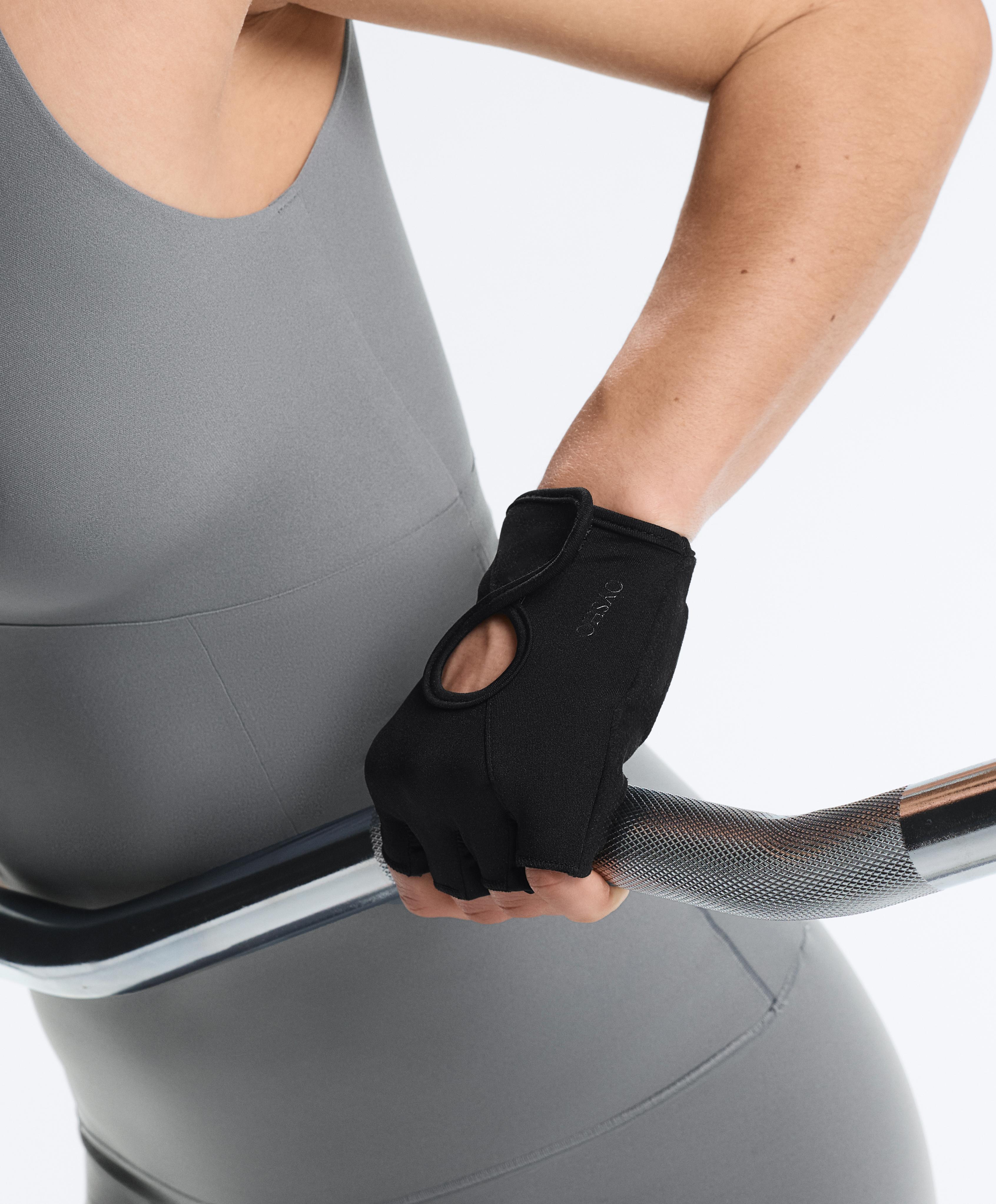 Training Gloves — BLACK