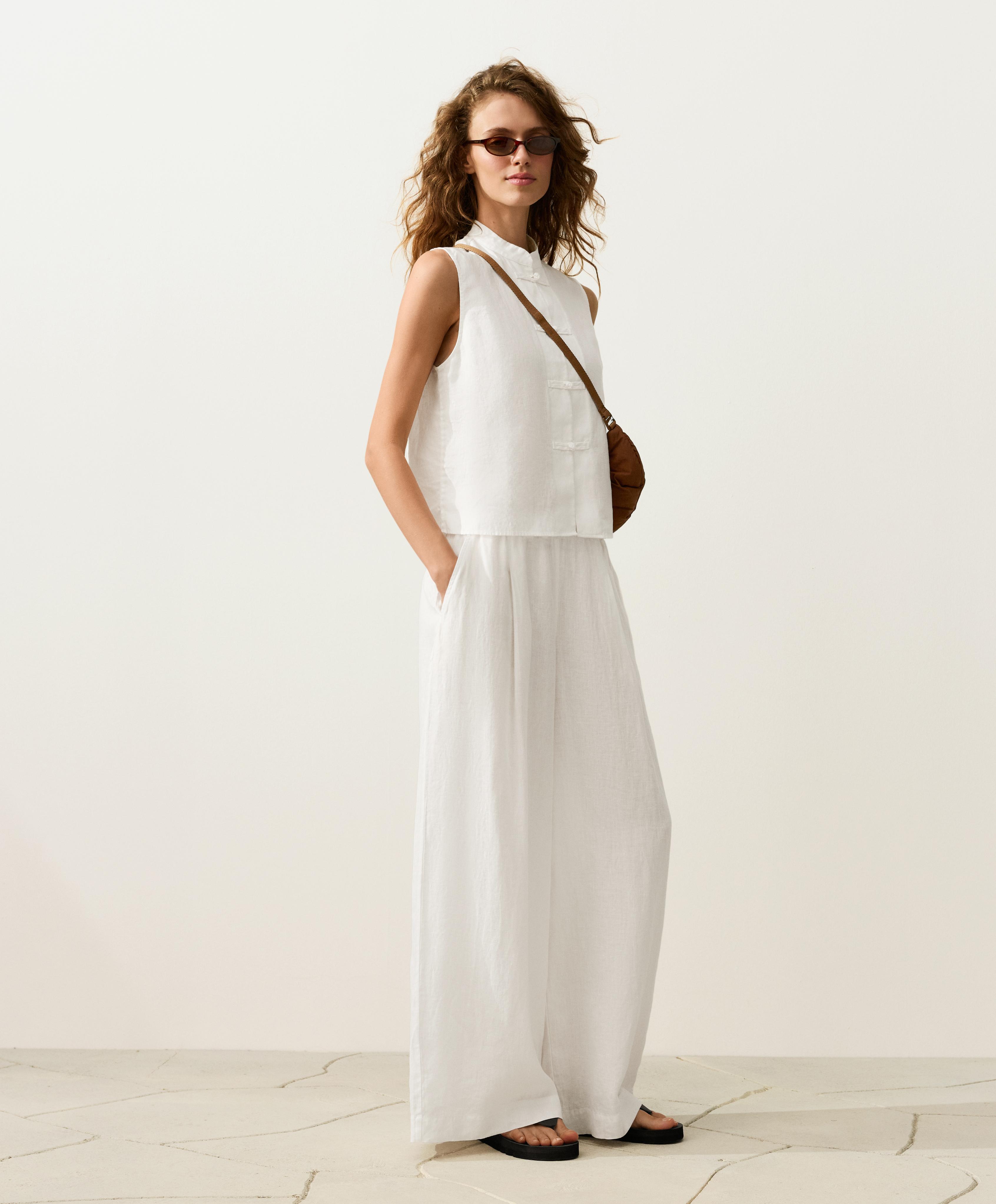 100% linen sleeveless stand-up collar shirt — WHITE
