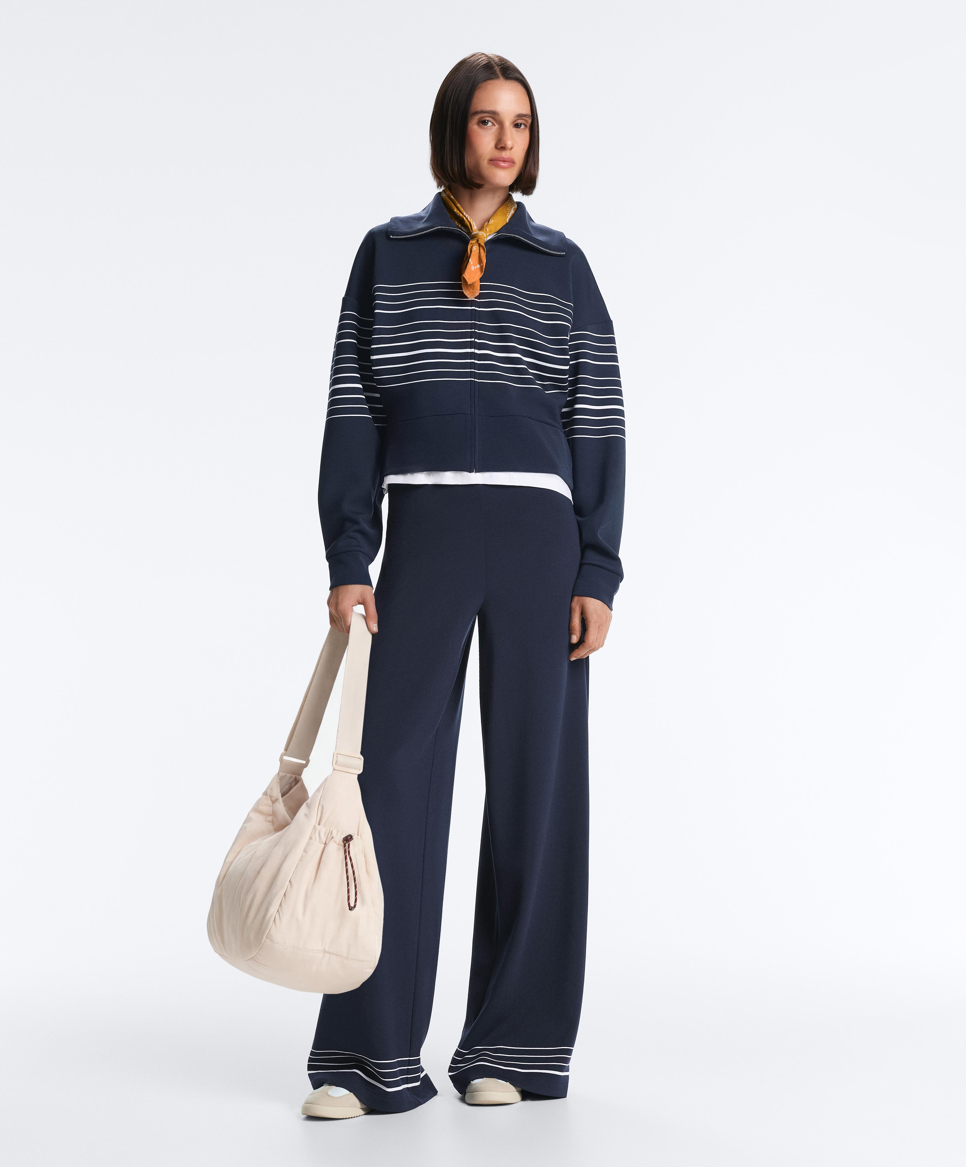 Veste rayée marine en modal au toucher doux Veste rayée marine en modal au toucher doux