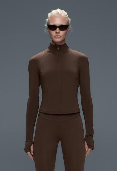 Short light warm technical jacket — DARK REDDISH‑BROWN 3
