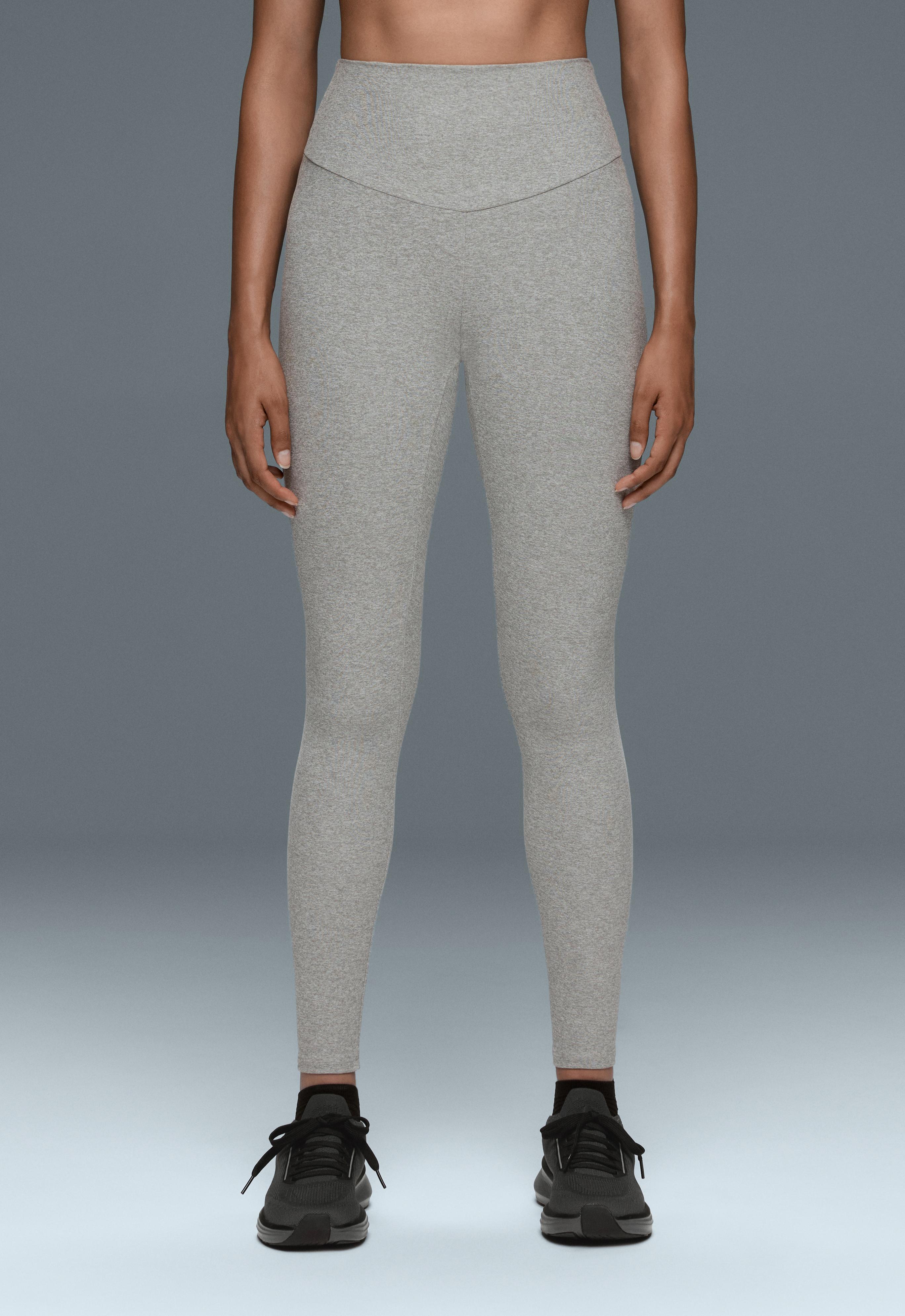 Comfortlux high-waisted ankle-length heathered leggings — PALE GREY