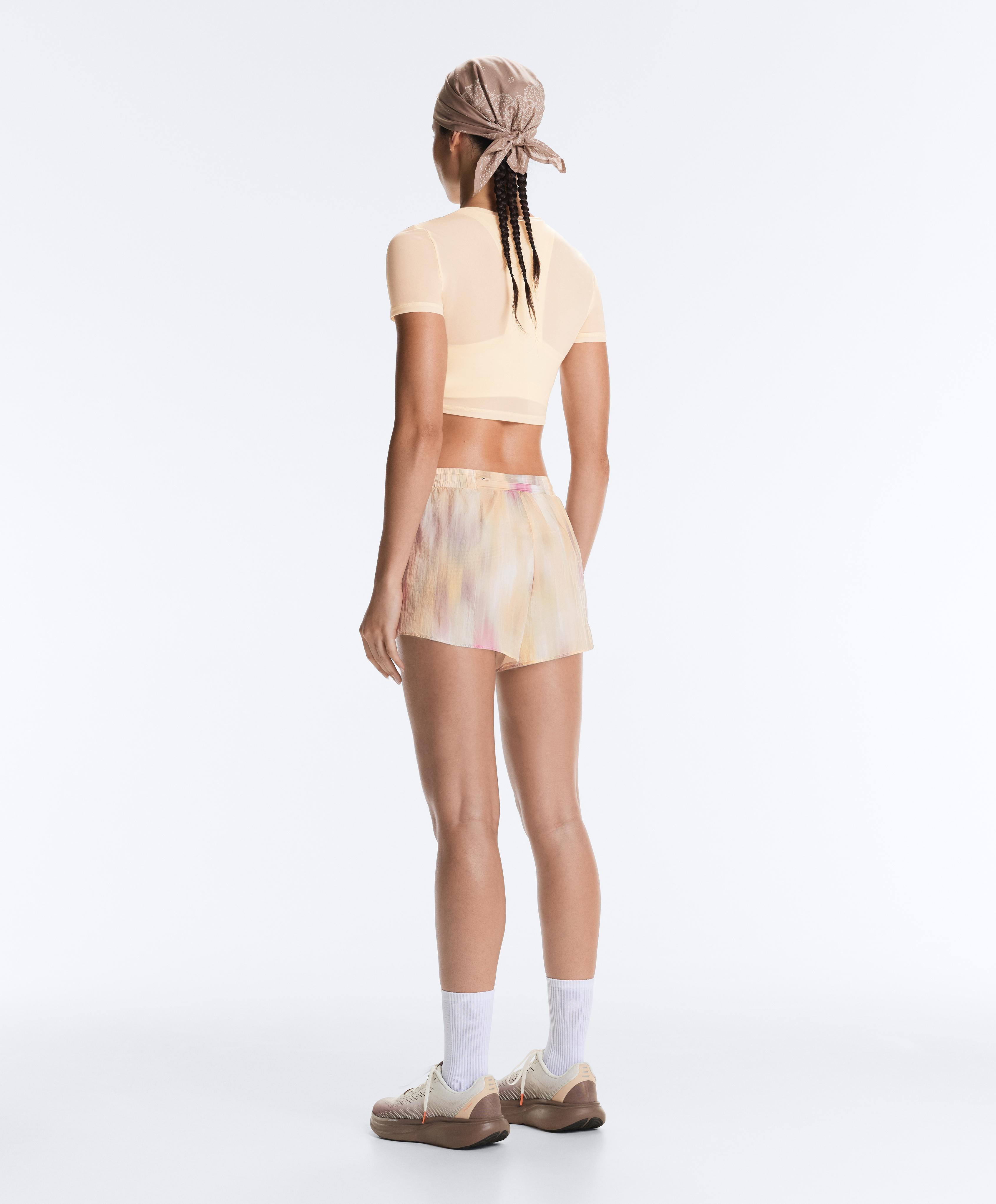 2-in-1 tie-dye mid rise technical shorts — VANILLA