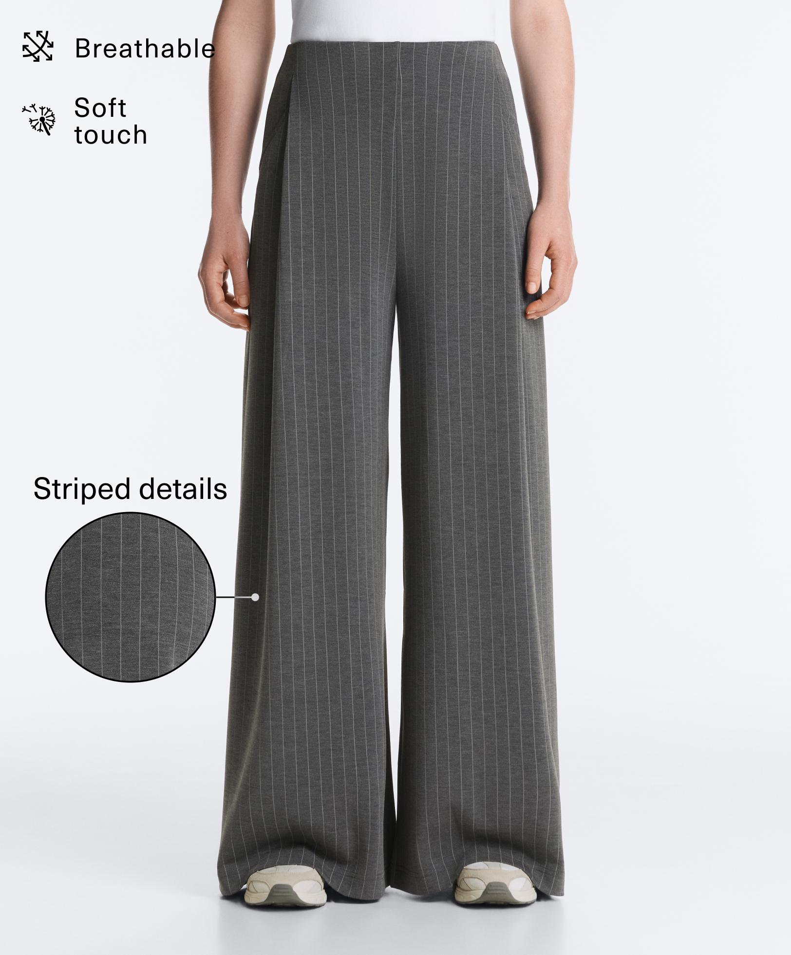 Pantalon large en modal doux à rayures tennis Pantalon large en modal doux à rayures tennis