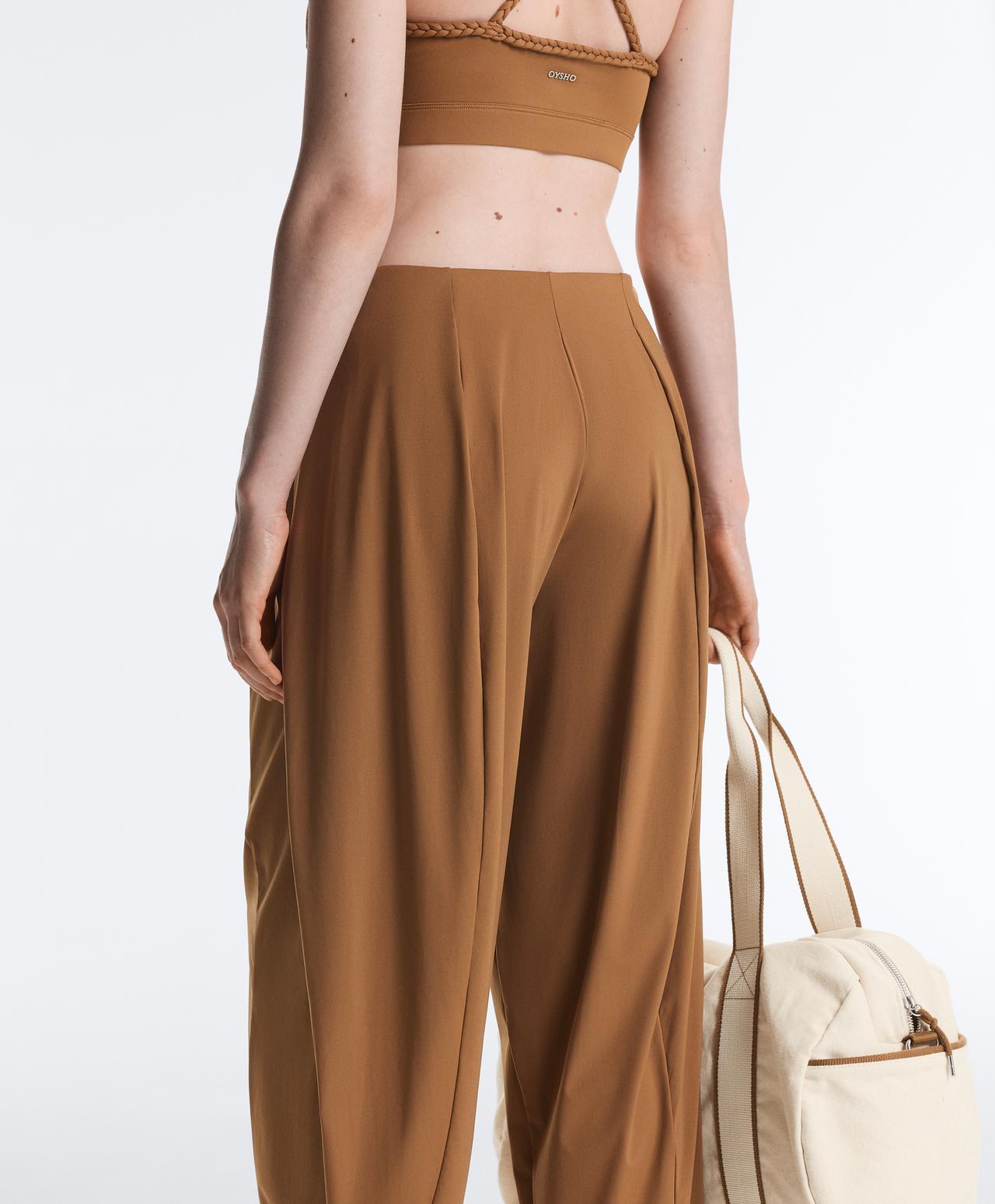 Light Touch high-rise long Barrel trousers — TOFFEE