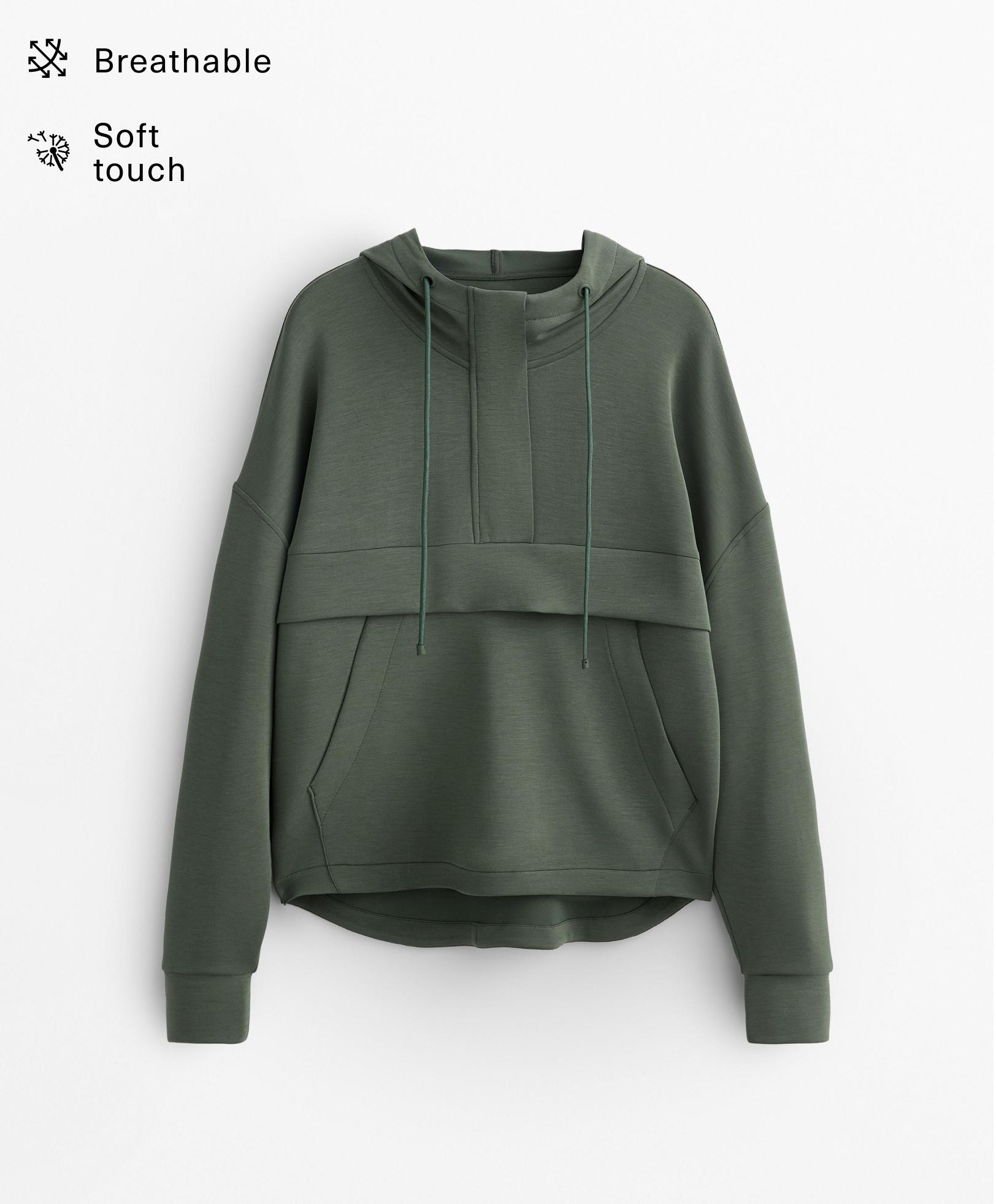 Soft-touch sweatshirt with modal and zip